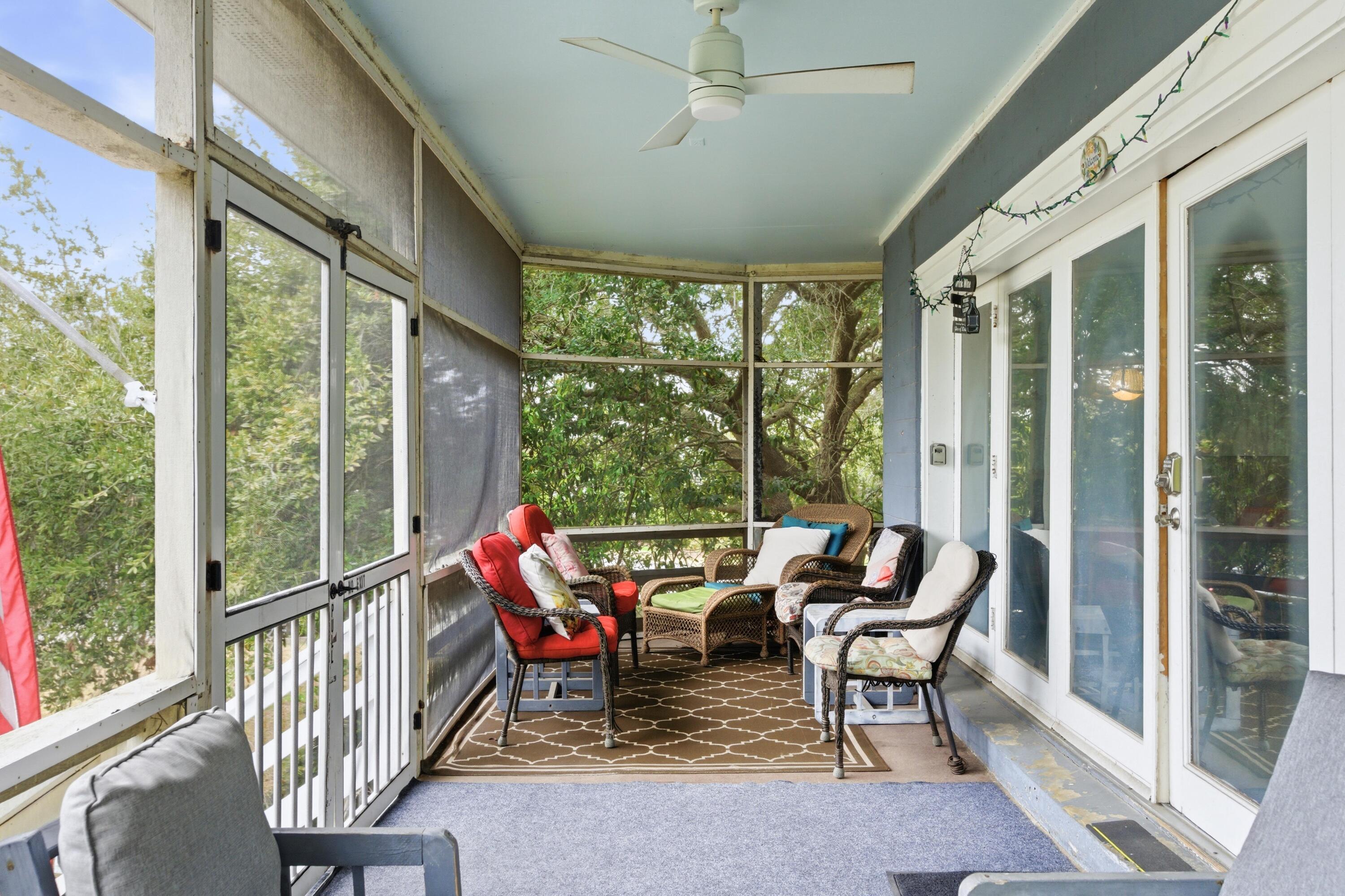 2804 Marshall Boulevard