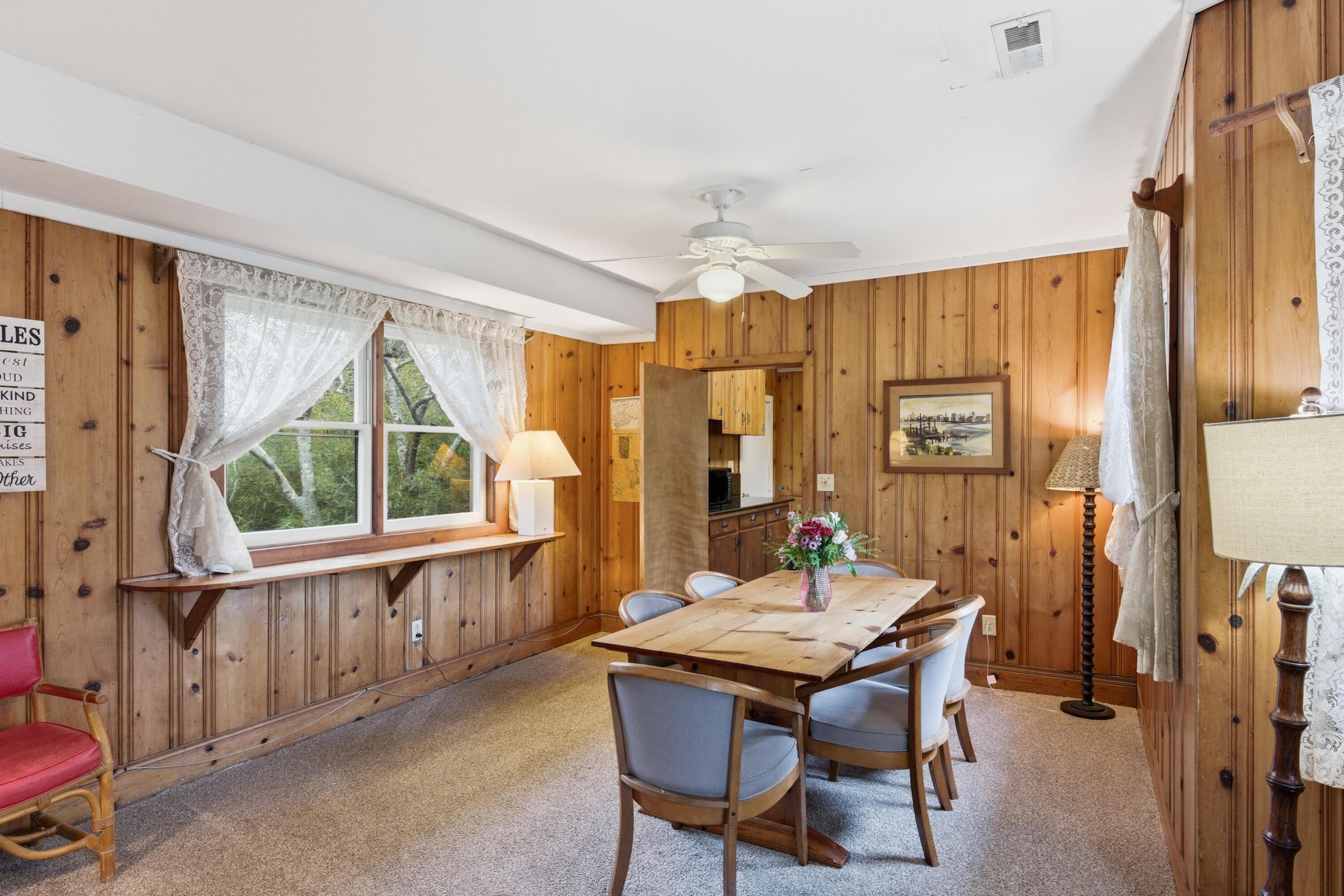 2804 Marshall Boulevard