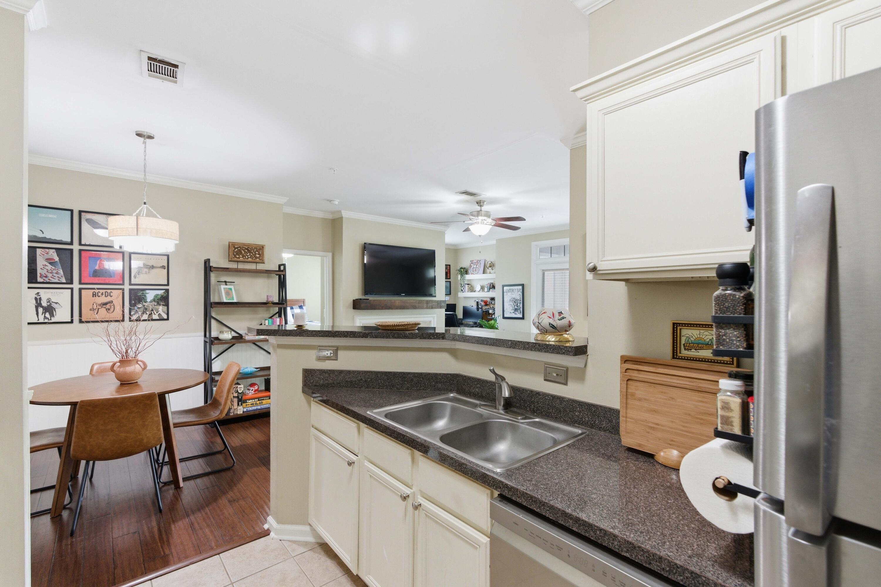 45 Sycamore Avenue Apt 1127