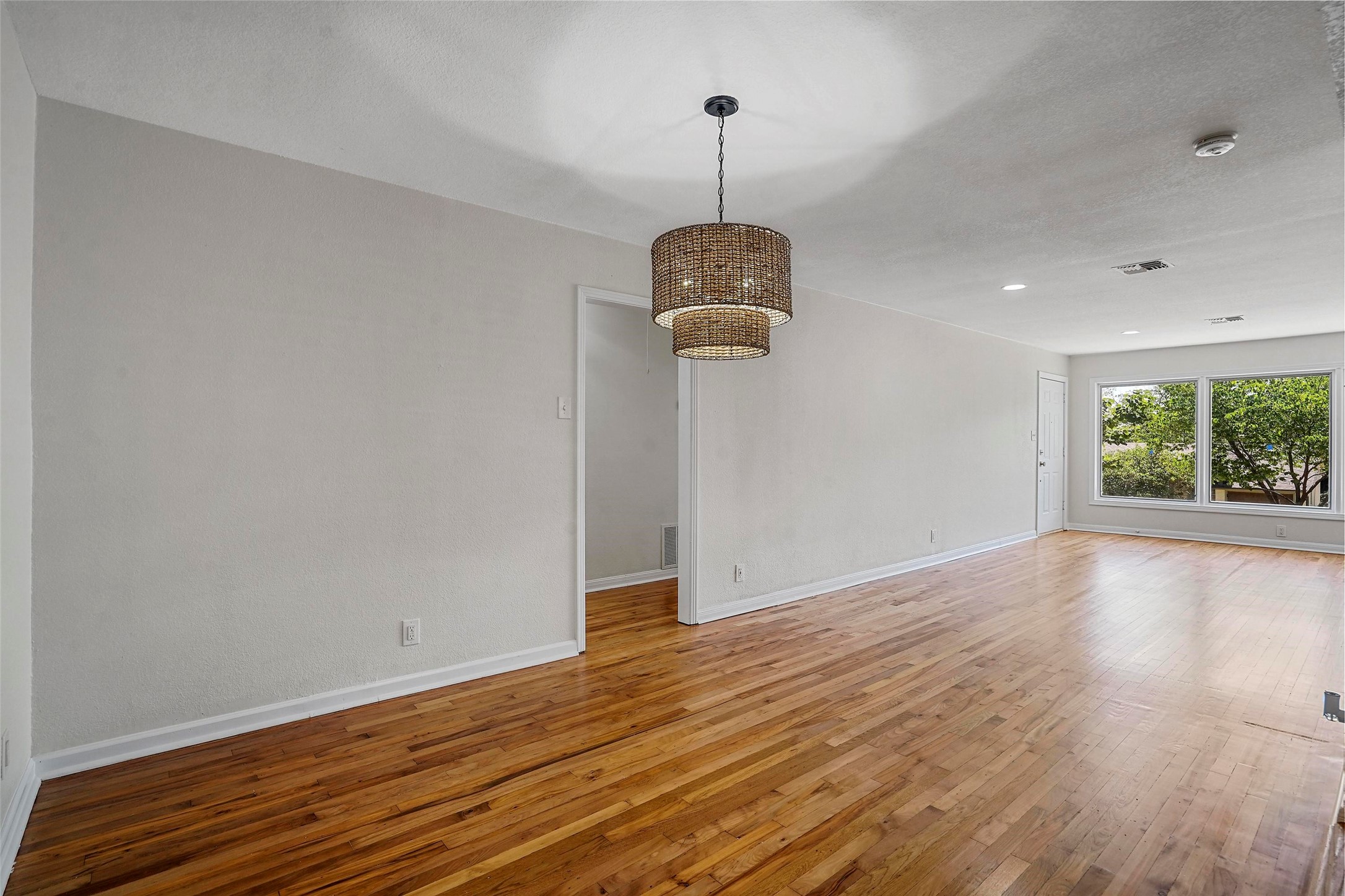 2541 Walsh Court