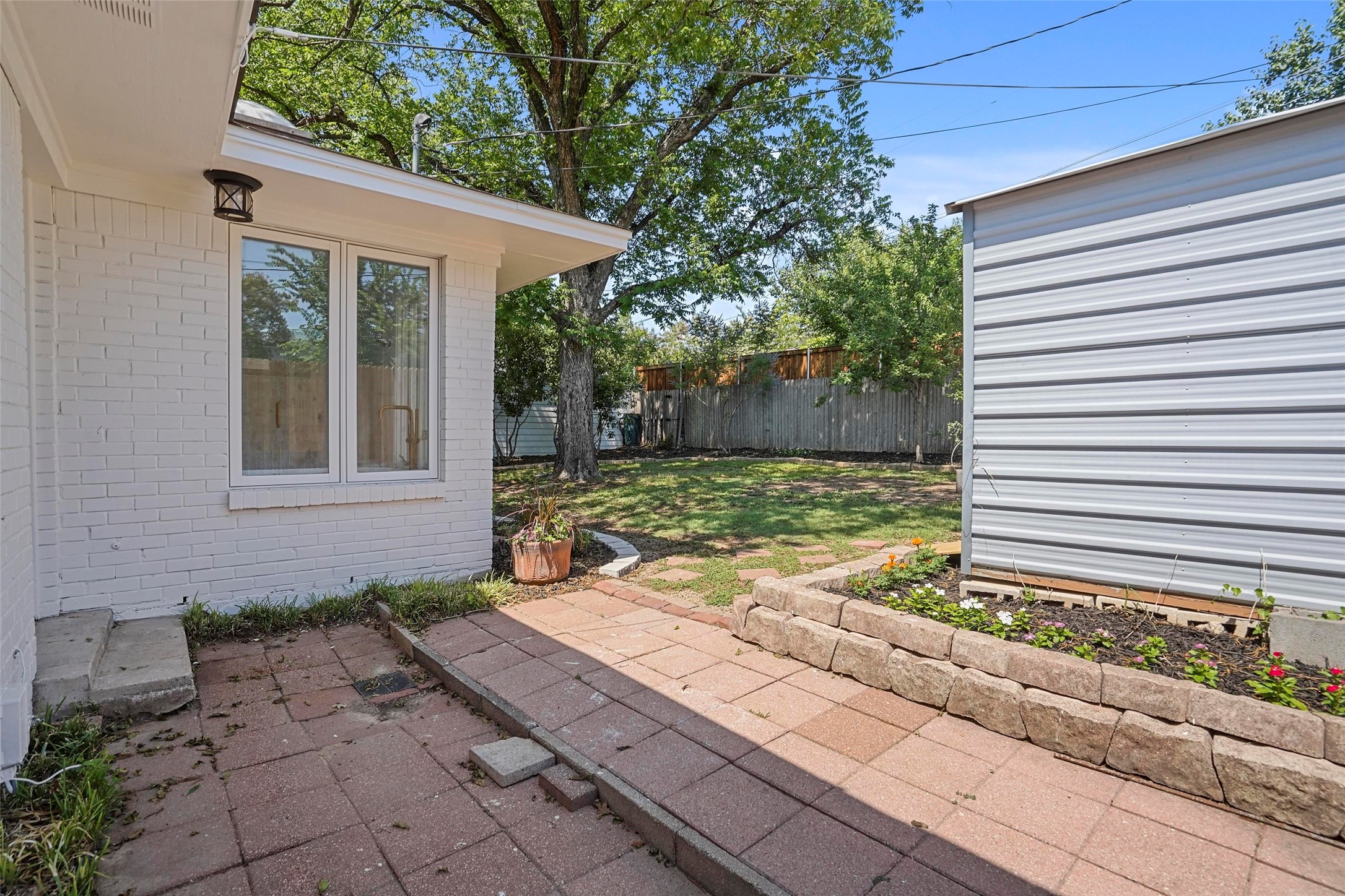 2541 Walsh Court