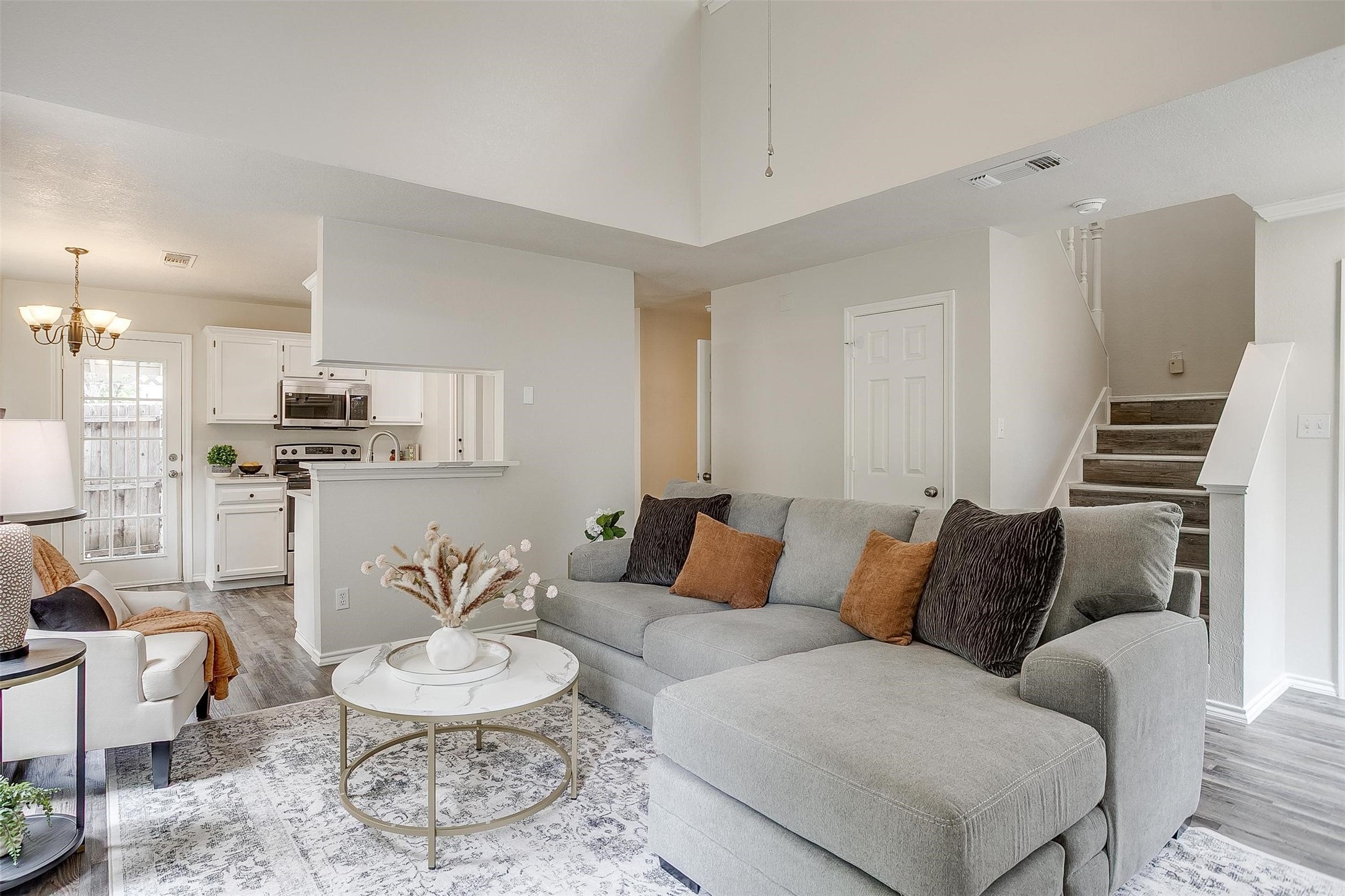 6411 Aires Drive