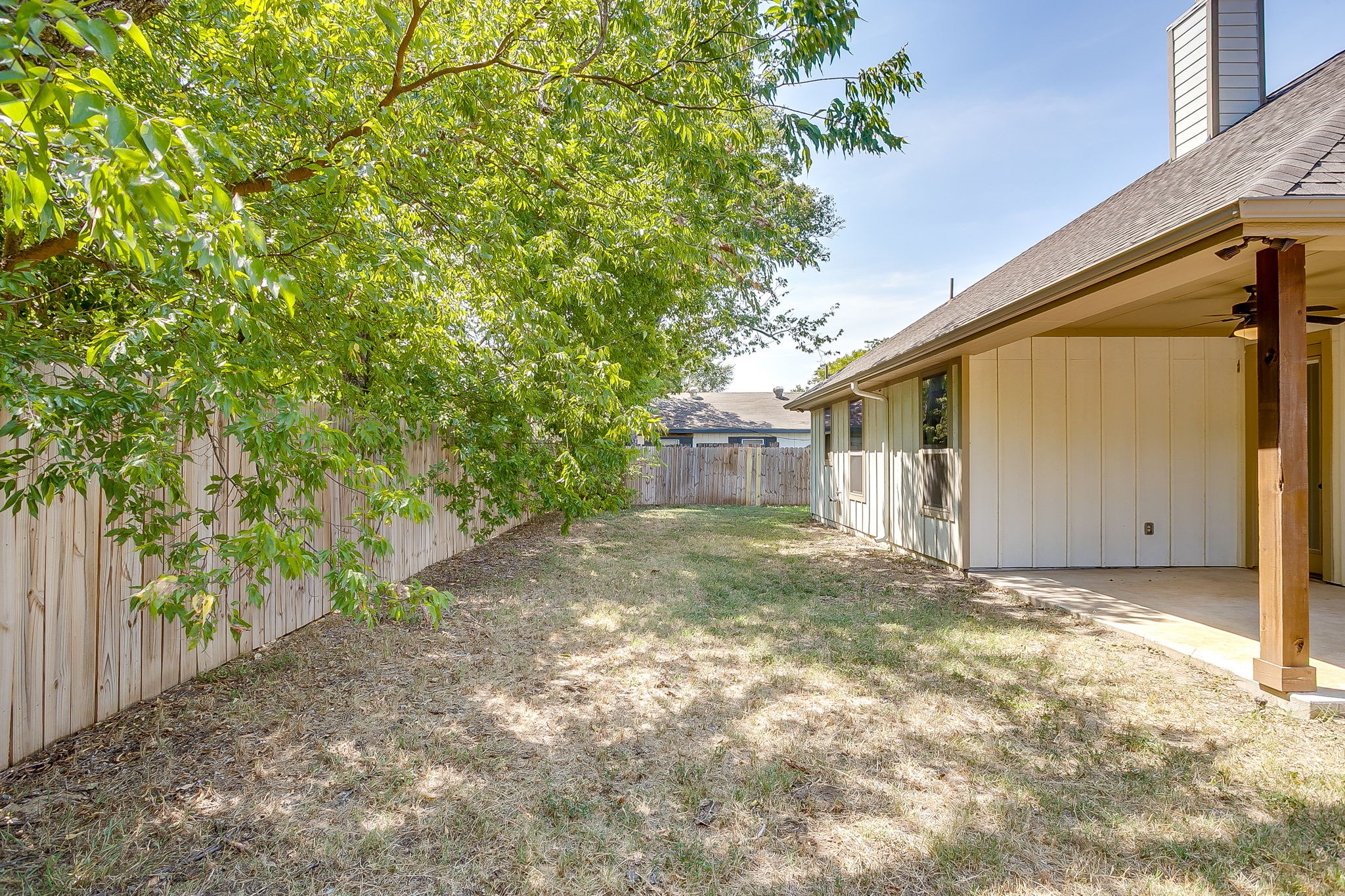 512 Isbell Road