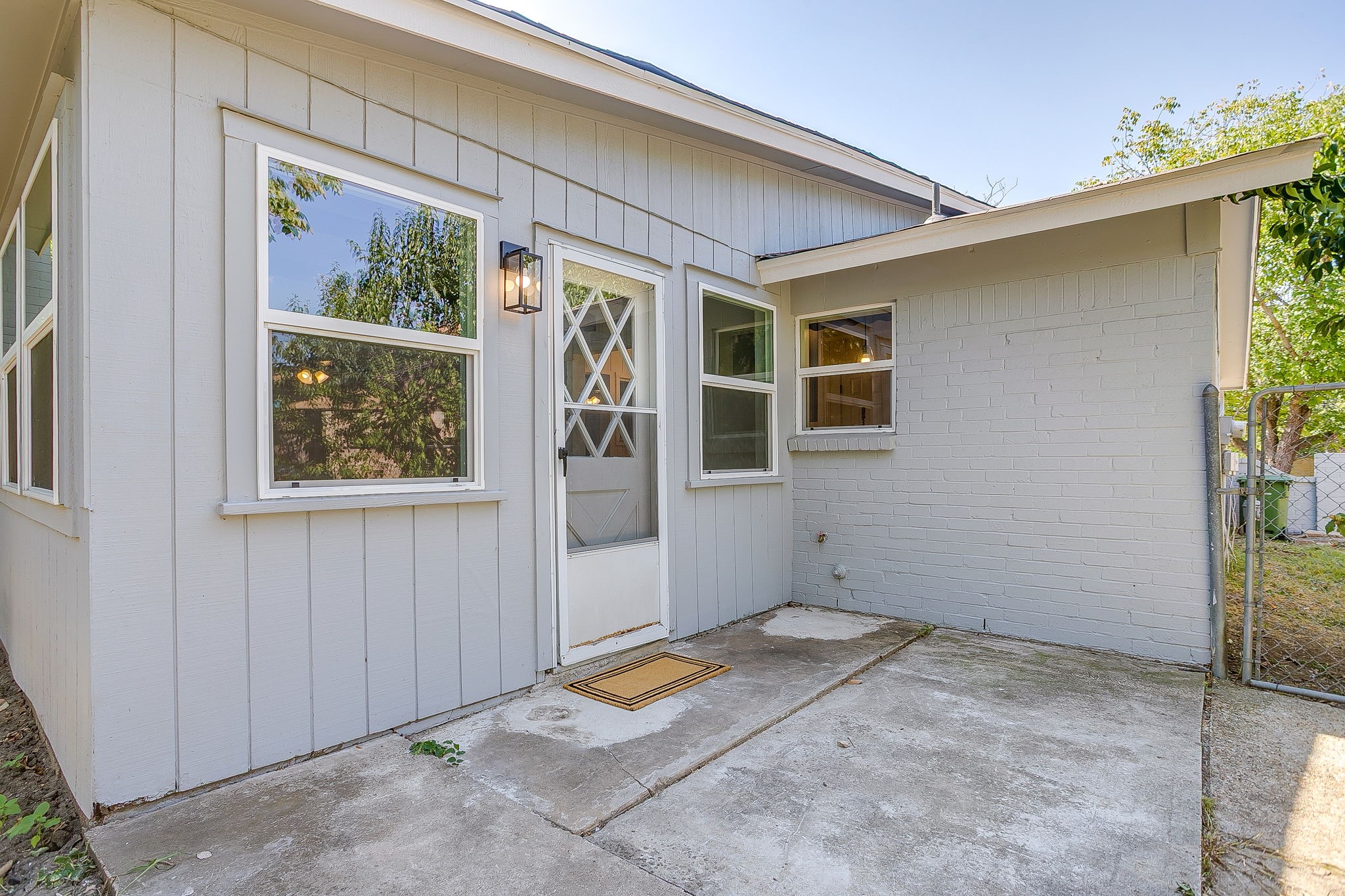 7409 Jade Circle