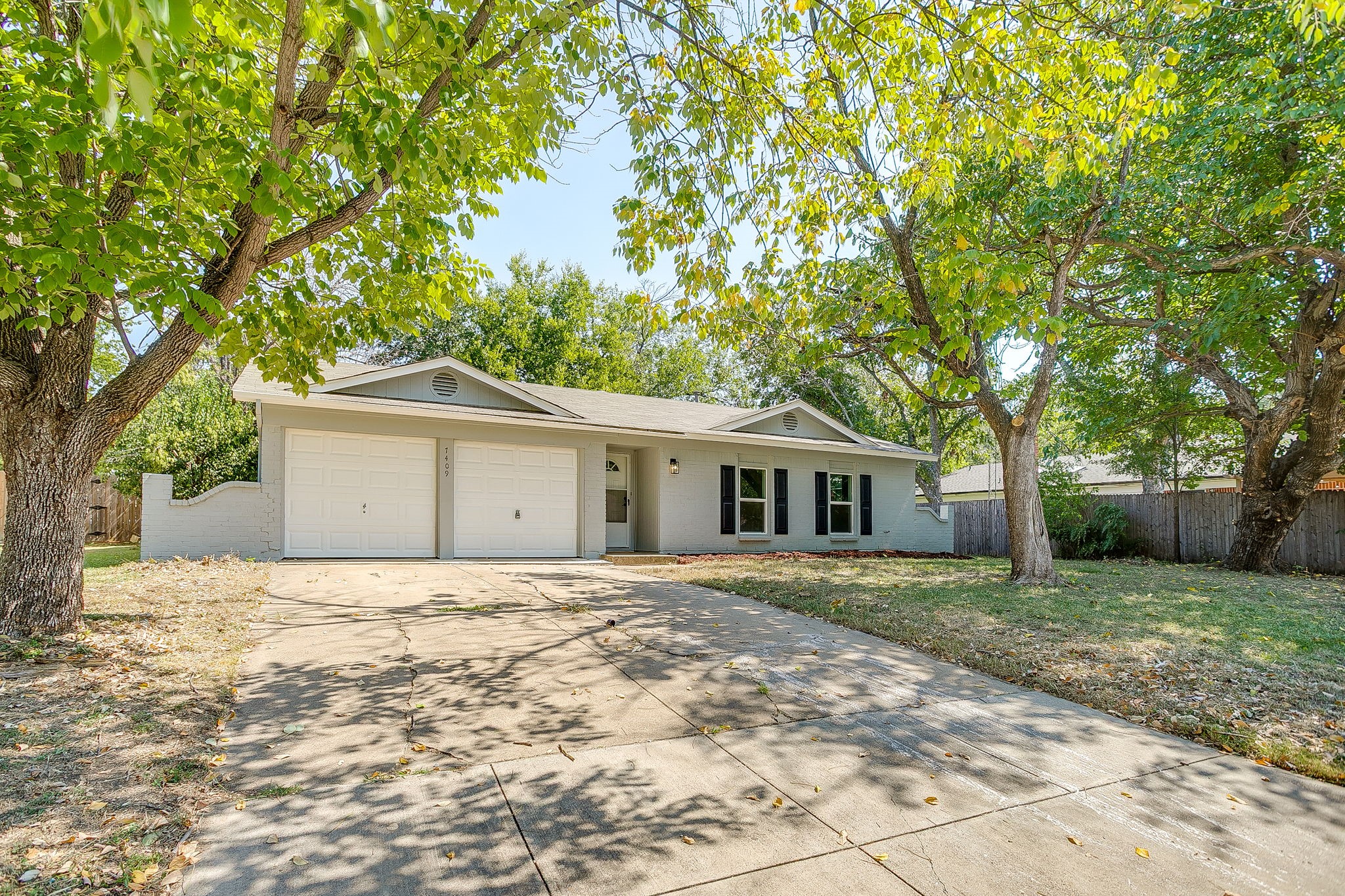 7409 Jade Circle