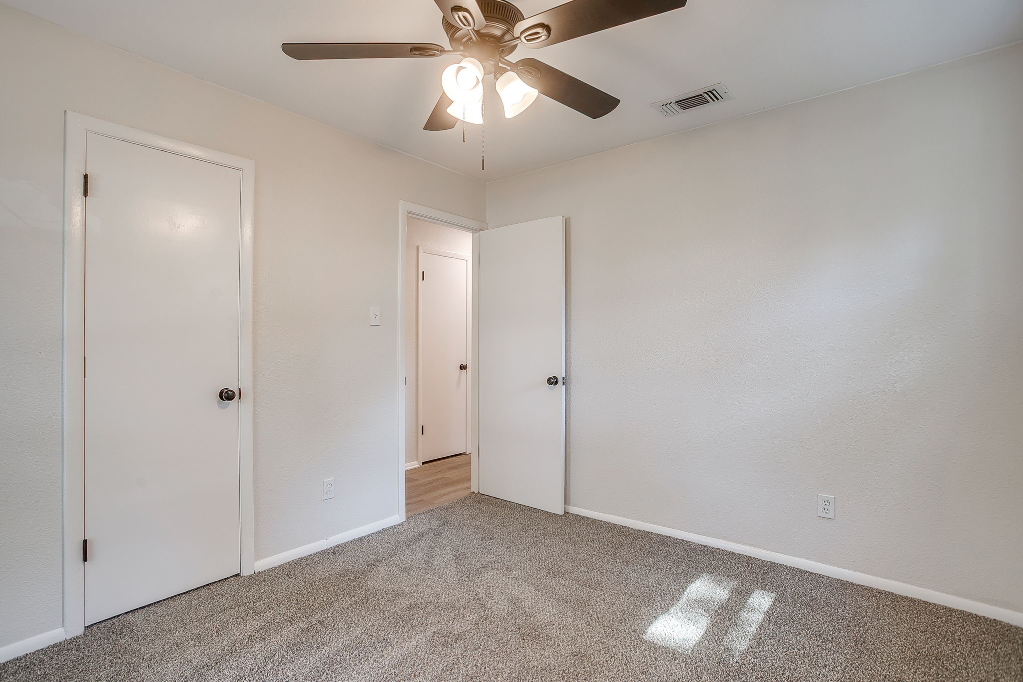 7409 Jade Circle