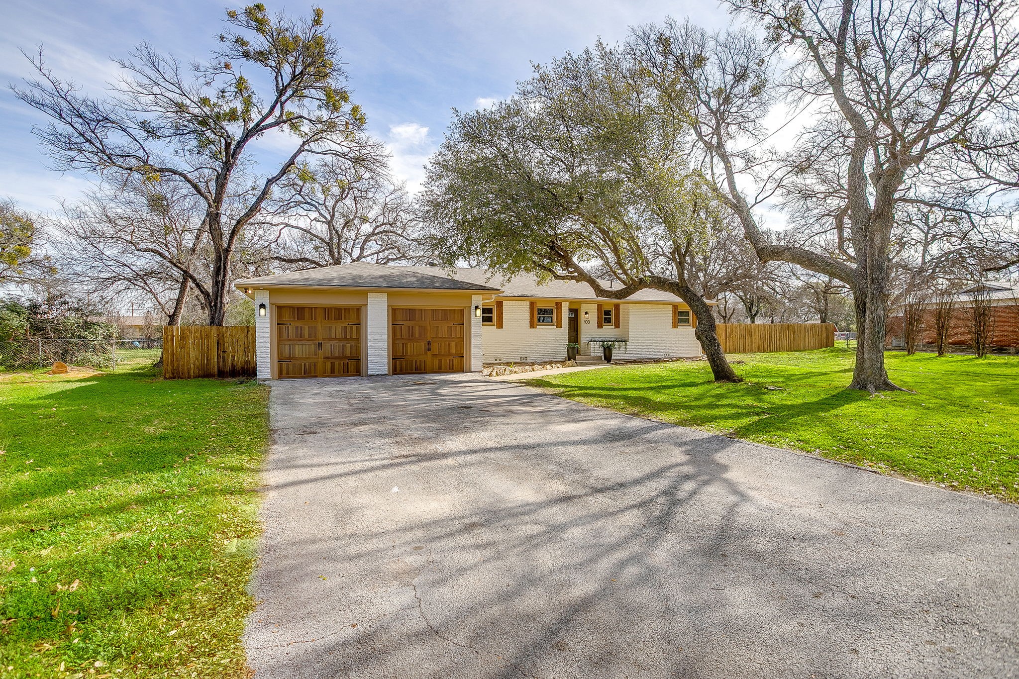103 Vanshire Road W