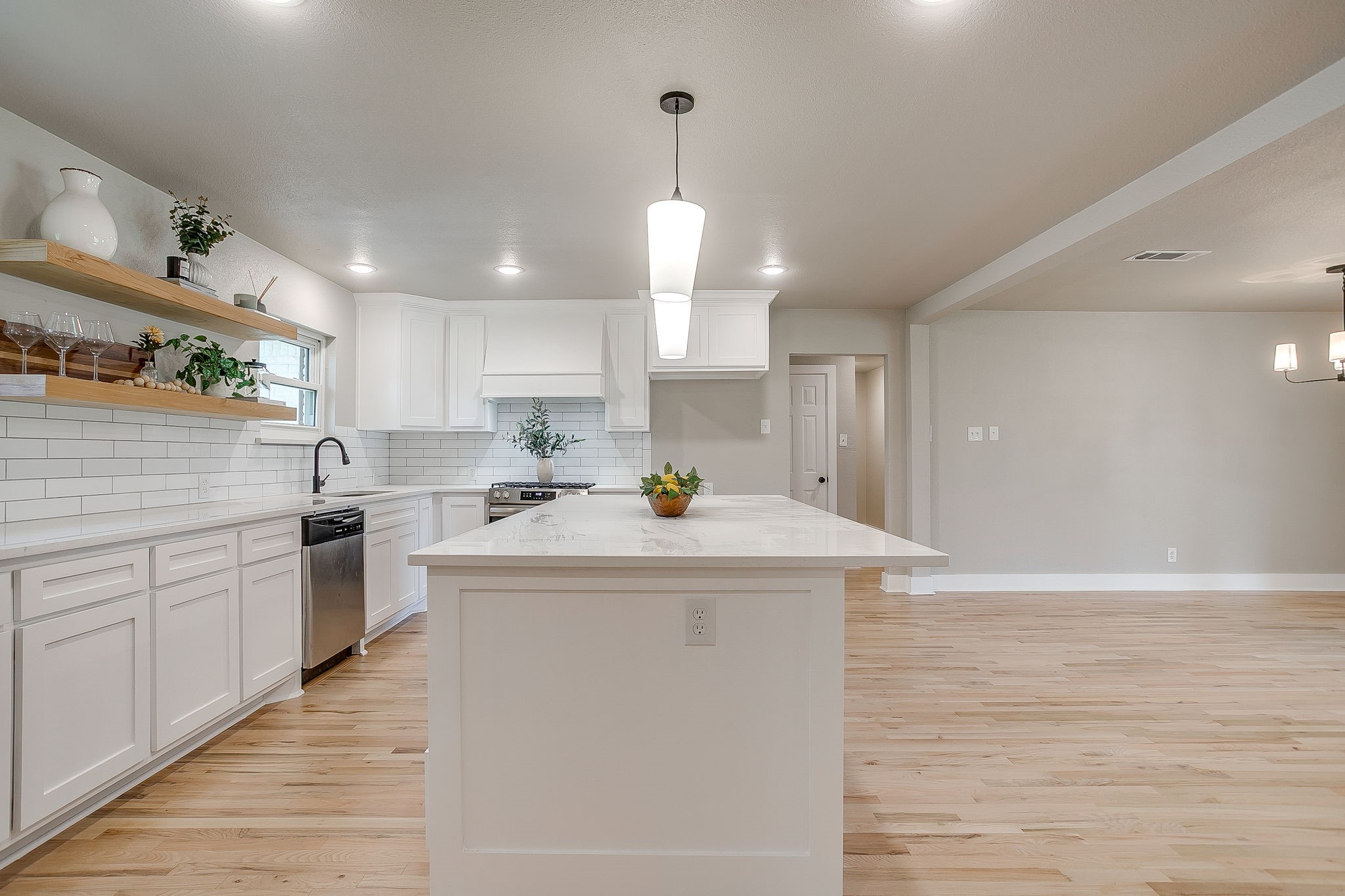 103 Vanshire Road W