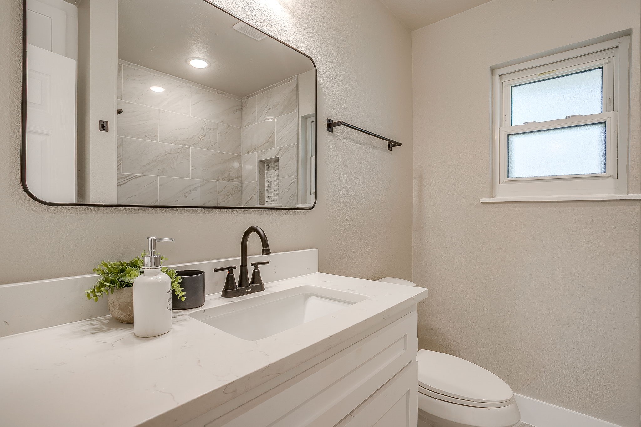 103 Vanshire Road W