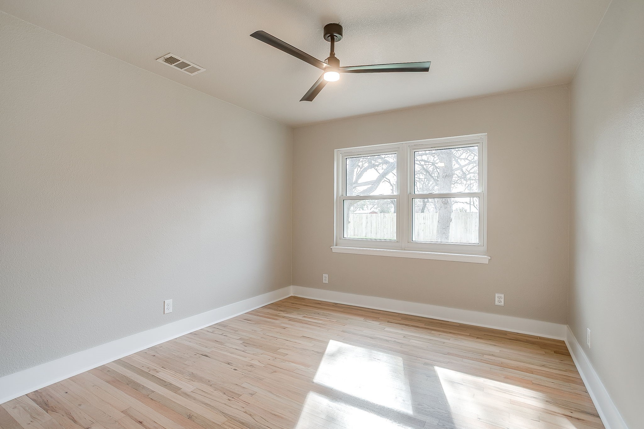 103 Vanshire Road W