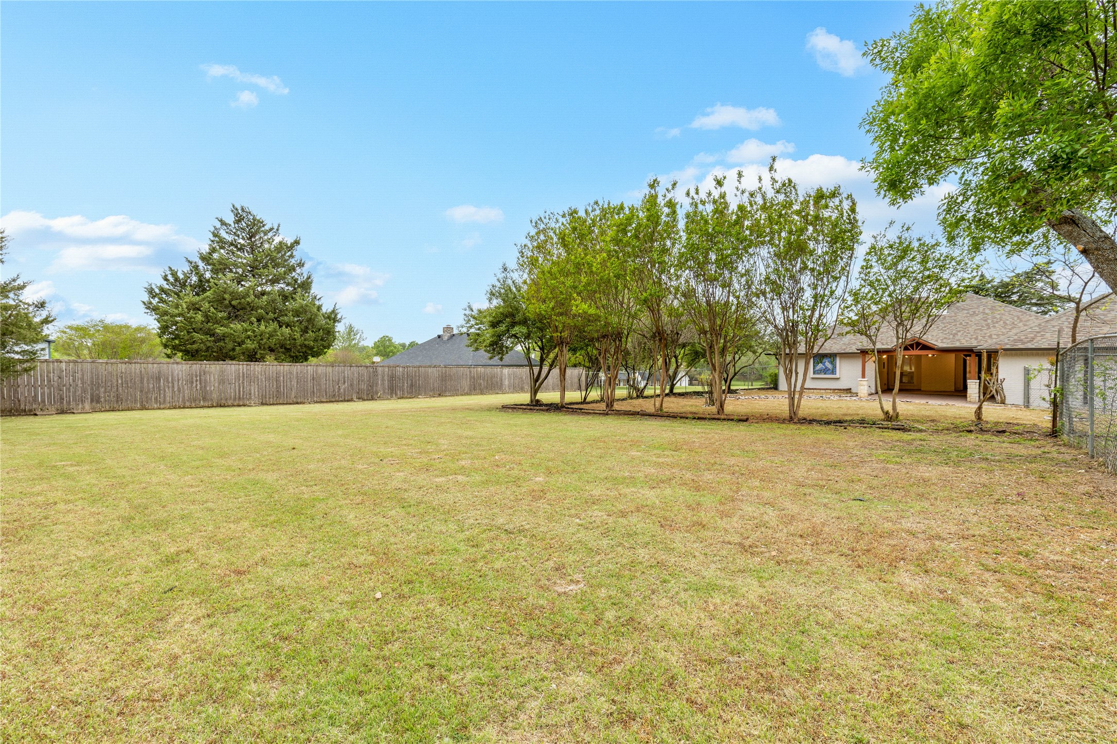 2850 Oak Tree Lane