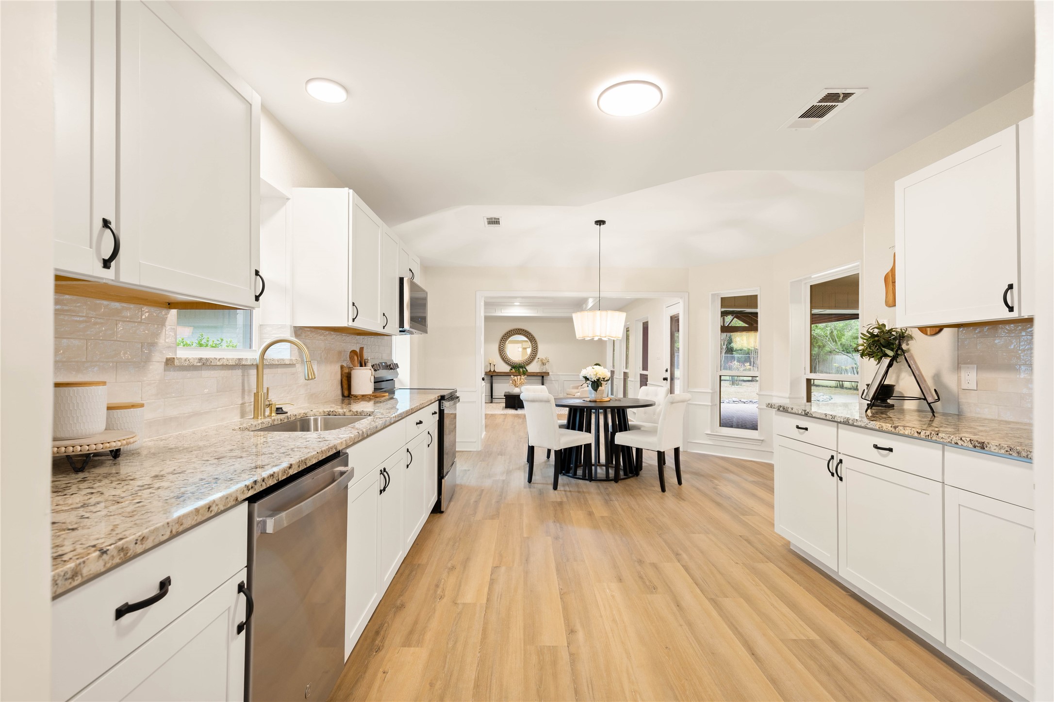 2850 Oak Tree Lane