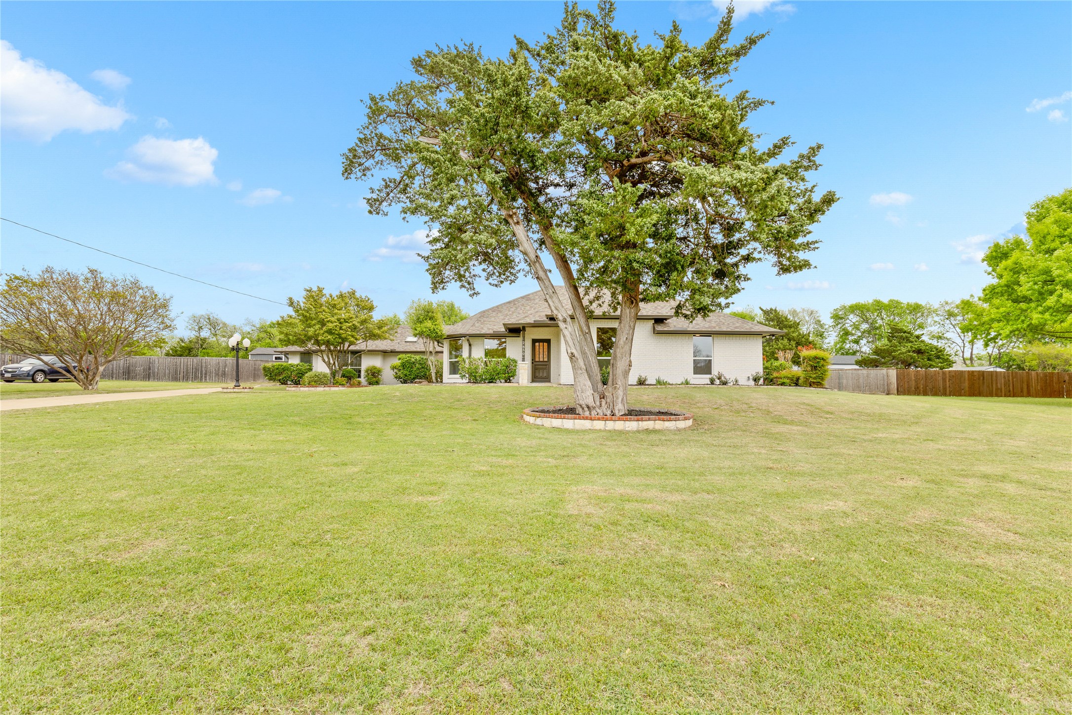 2850 Oak Tree Lane
