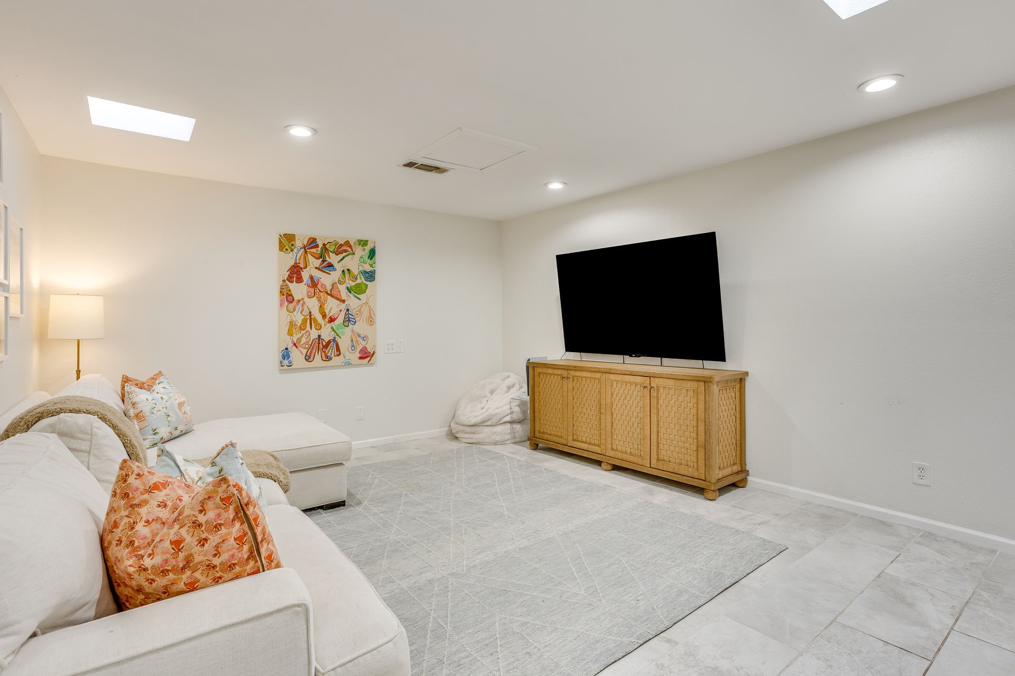 2541 Walsh Court