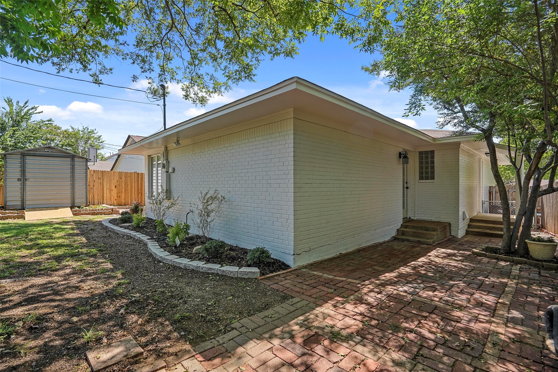 2541 Walsh Court