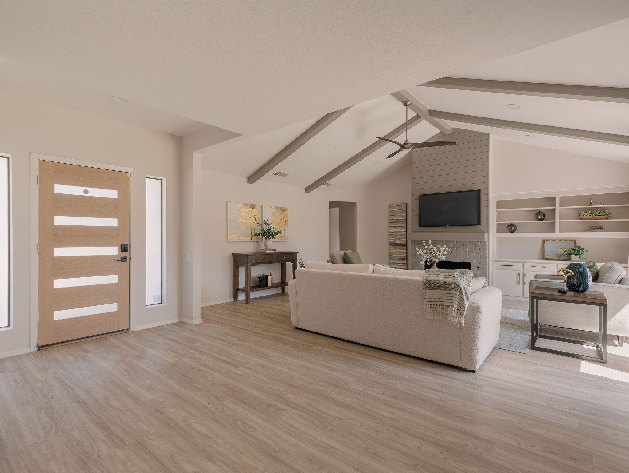 1109 Mill Springs