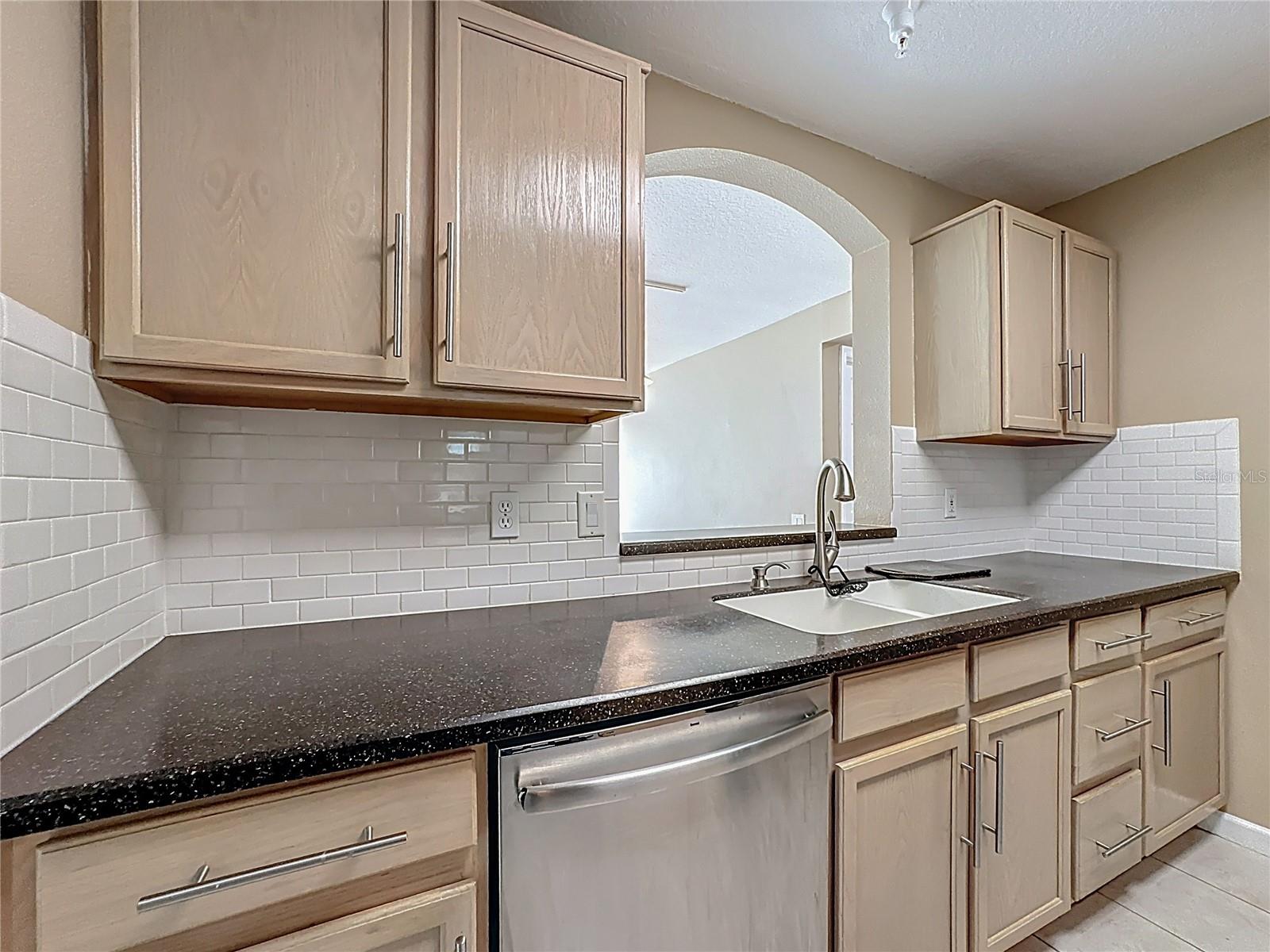 3960 SOUTHPOINTE DR #515