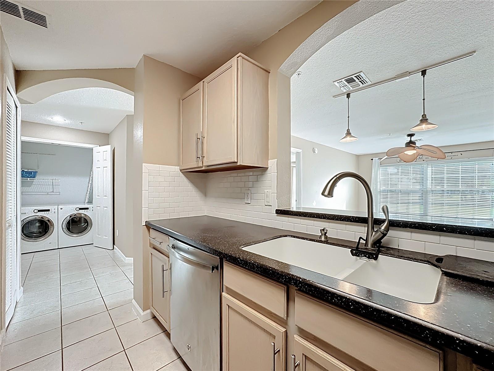 3960 SOUTHPOINTE DR #515