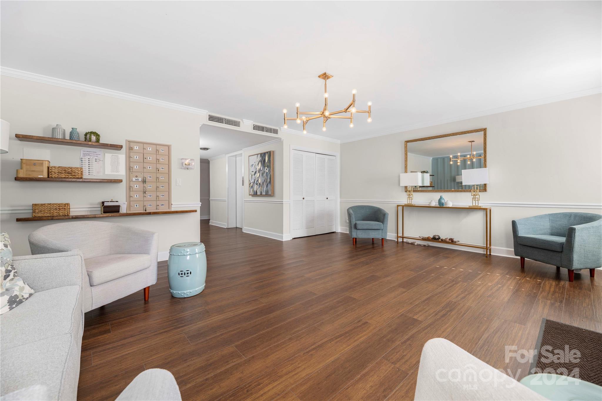 4527 Gaynor Road Unit: 201