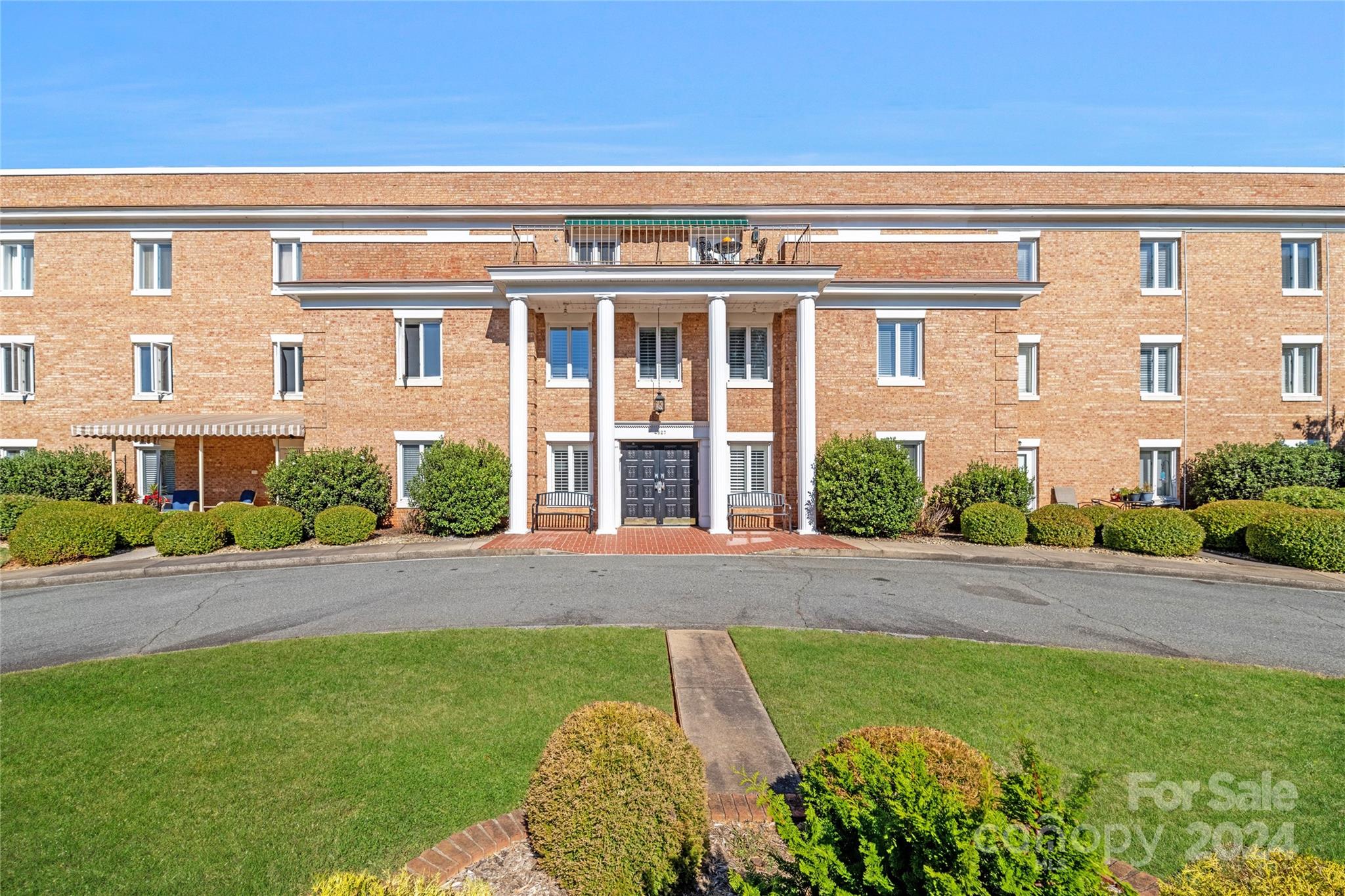 4527 Gaynor Road Unit: 201