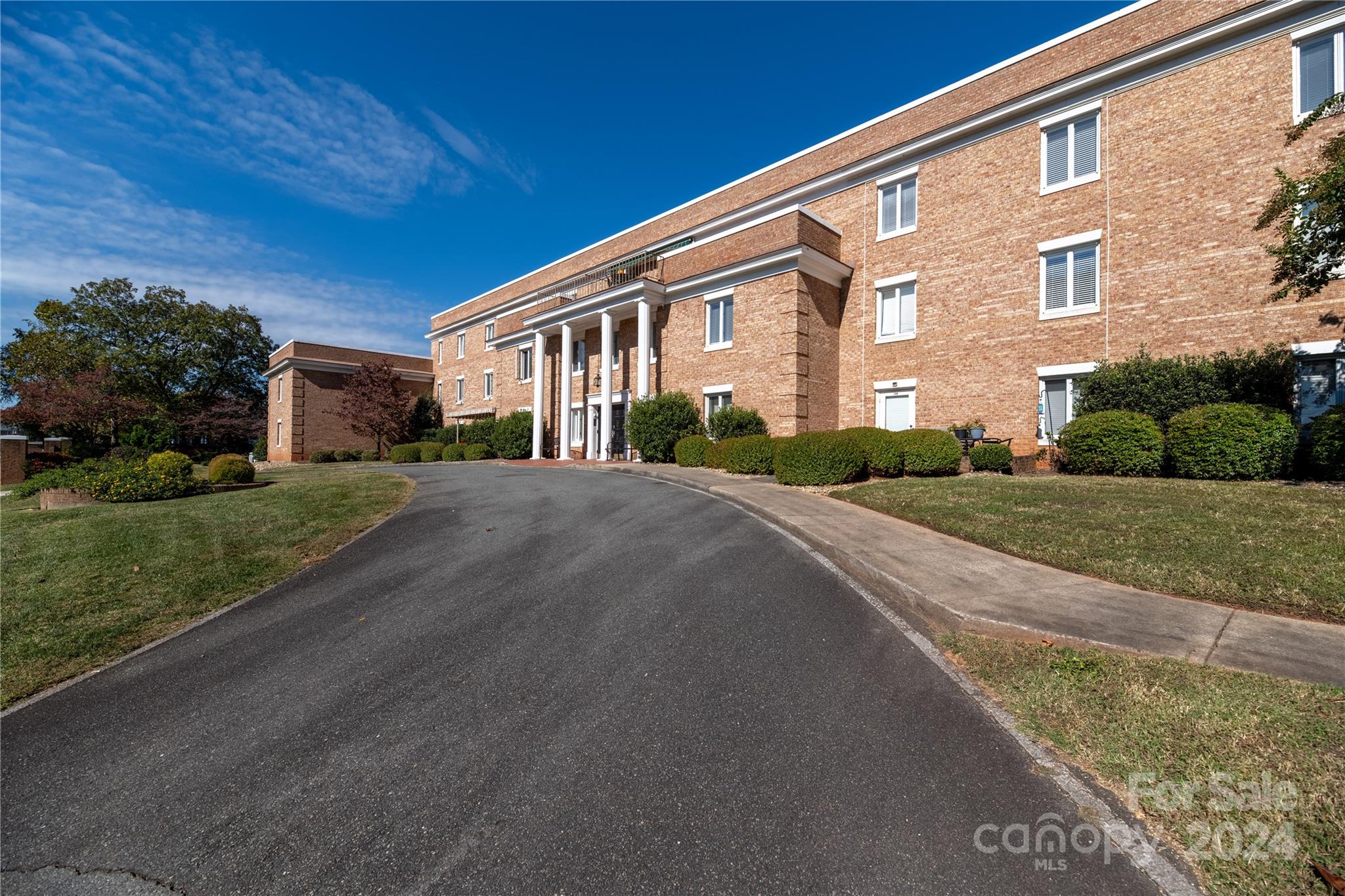 4527 Gaynor Road Unit: 201