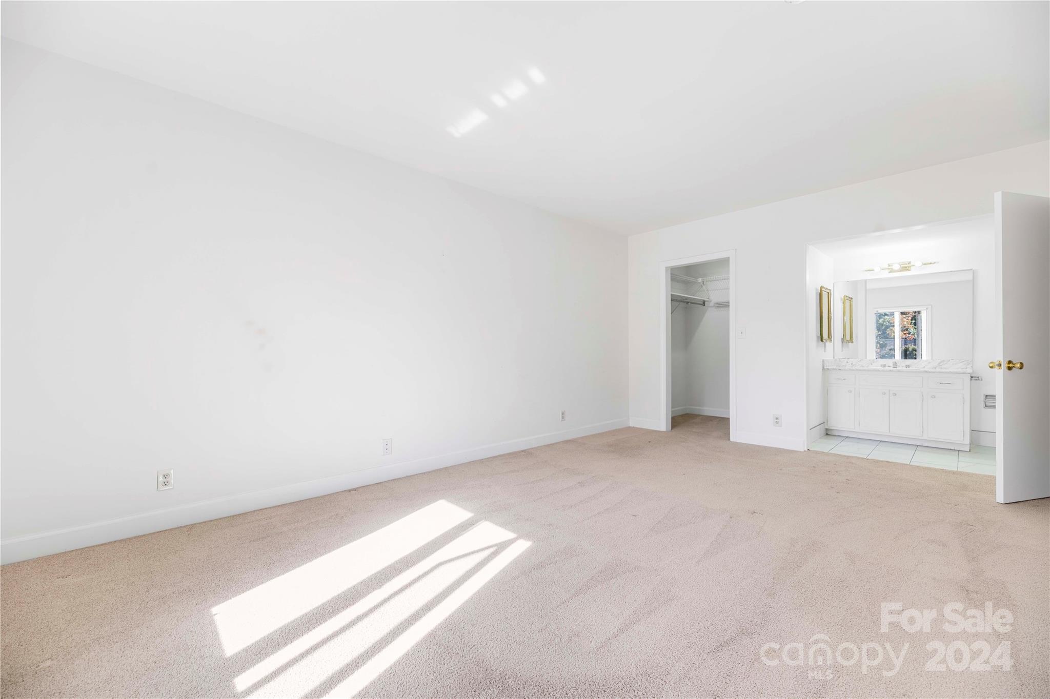 4527 Gaynor Road Unit: 201