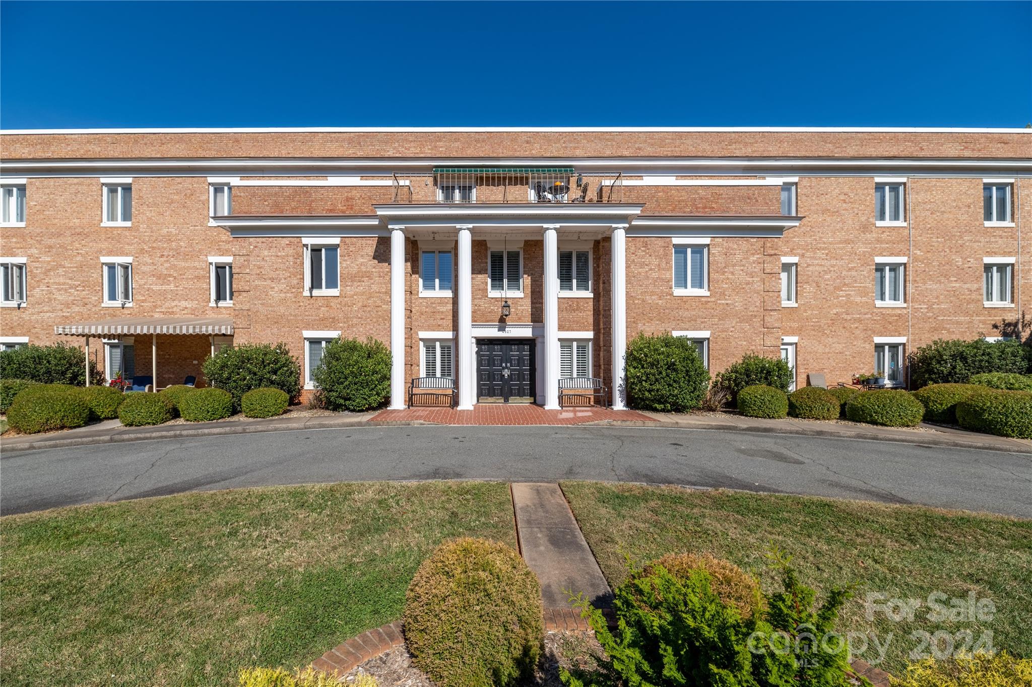 4527 Gaynor Road Unit: 201