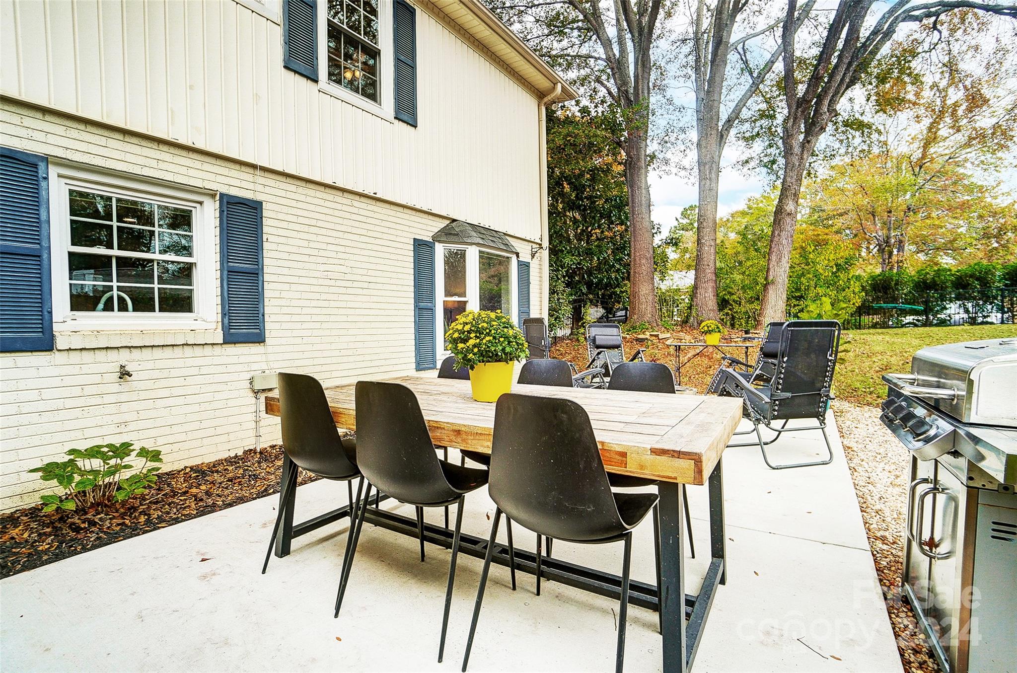 202 Davis Lane
