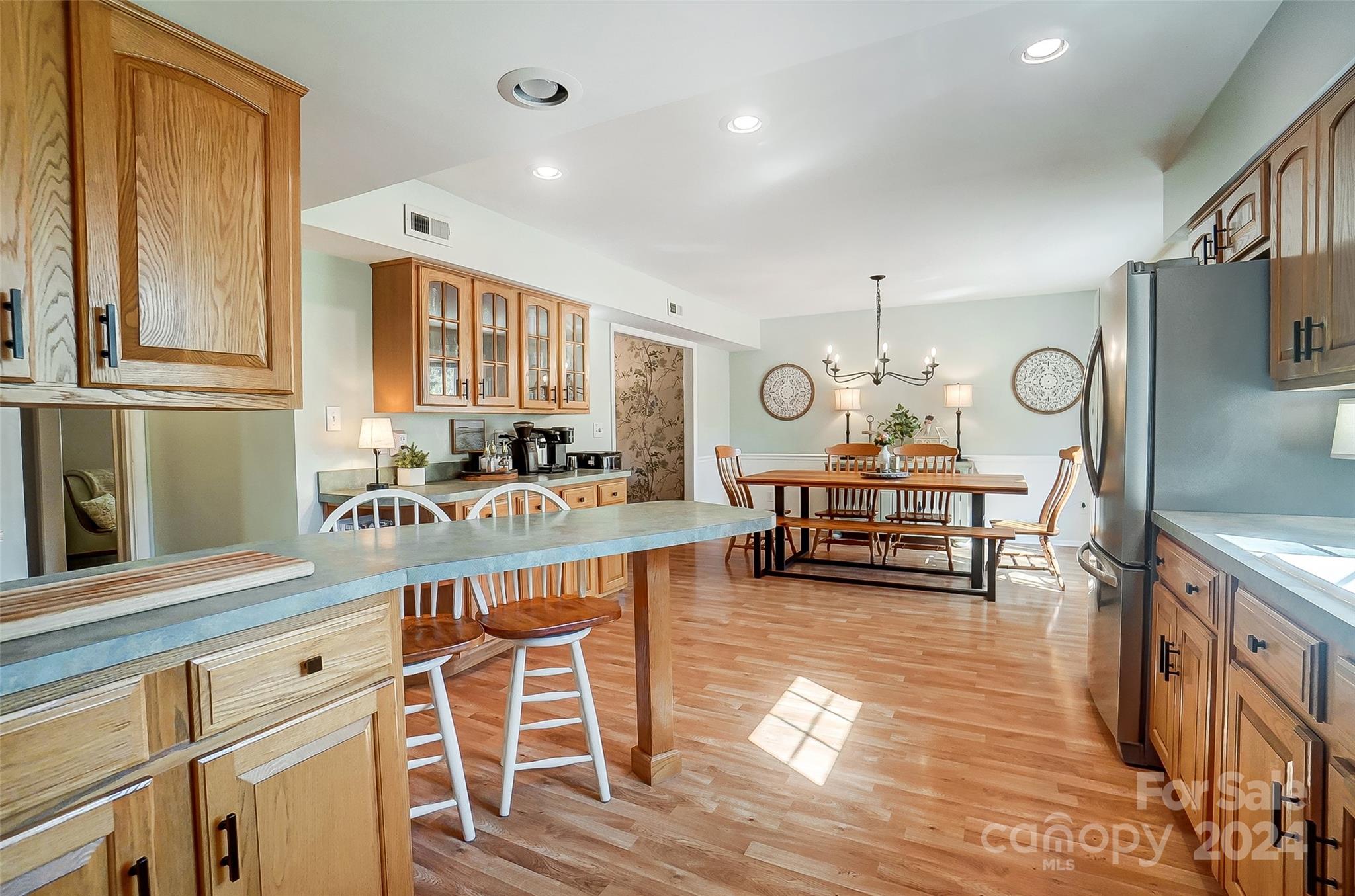 202 Davis Lane