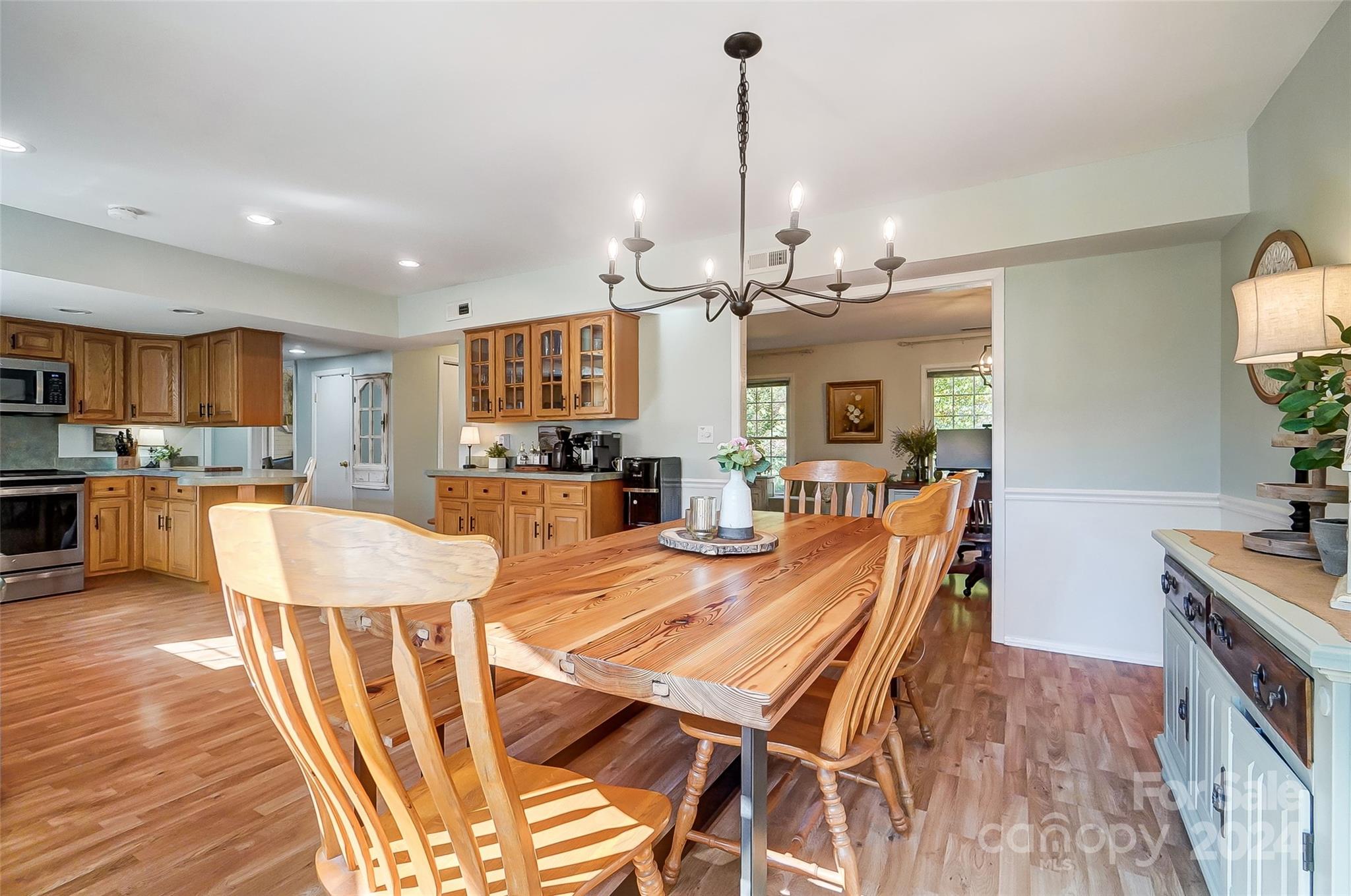 202 Davis Lane