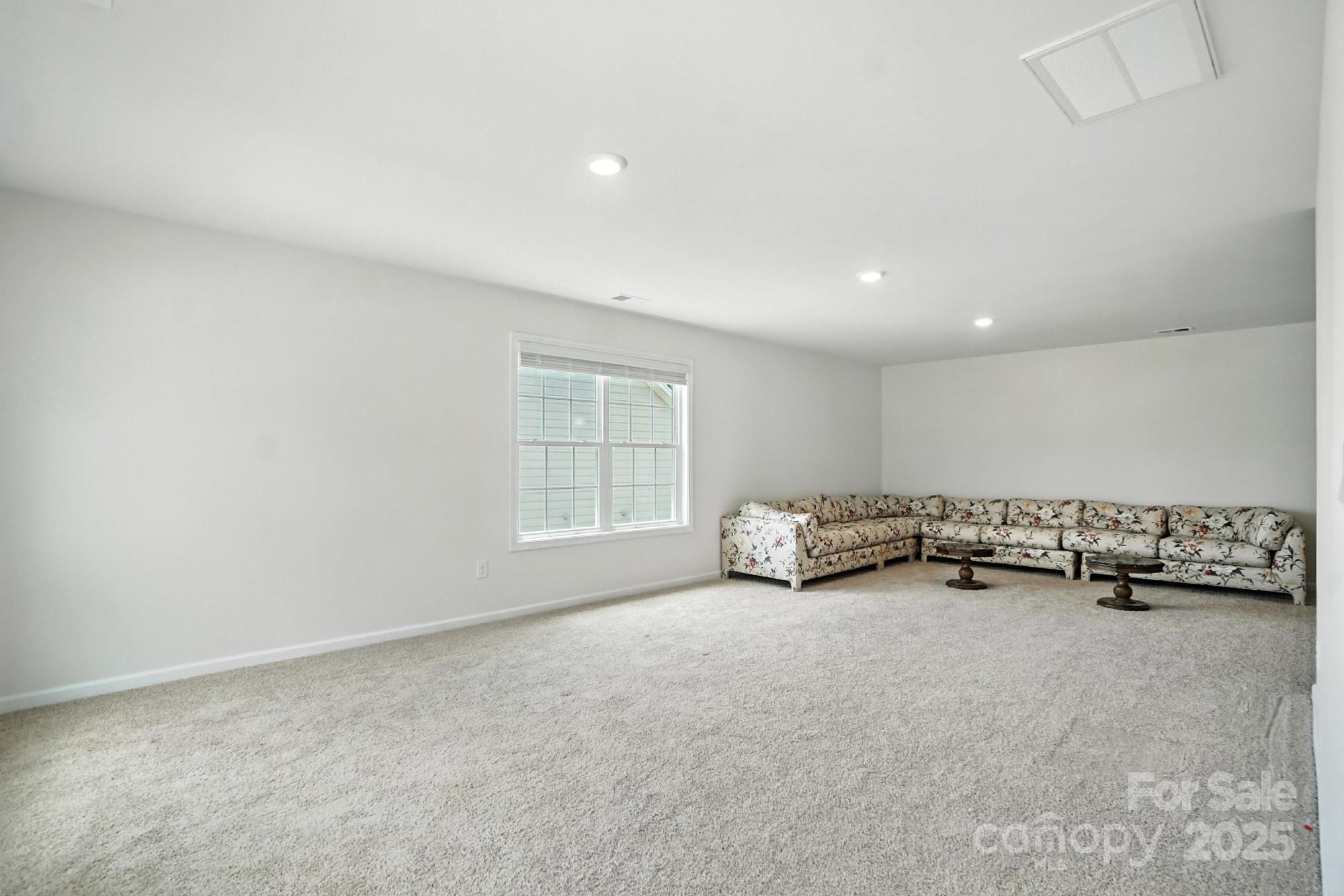 2421 Napa Terrace