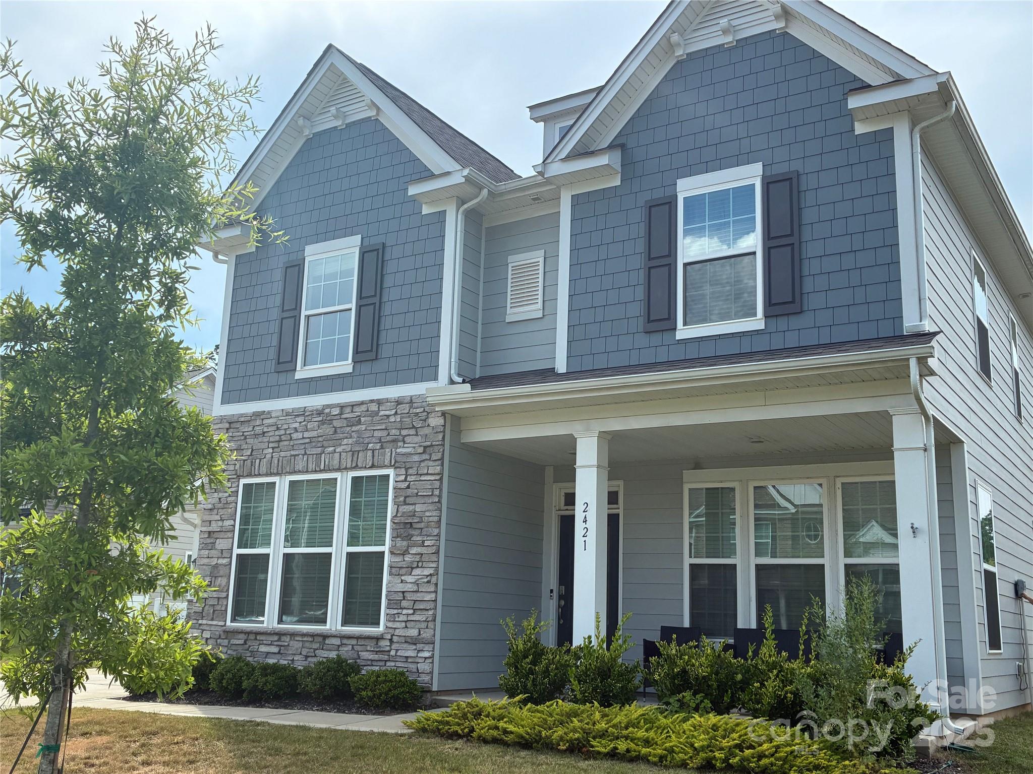 2421 Napa Terrace