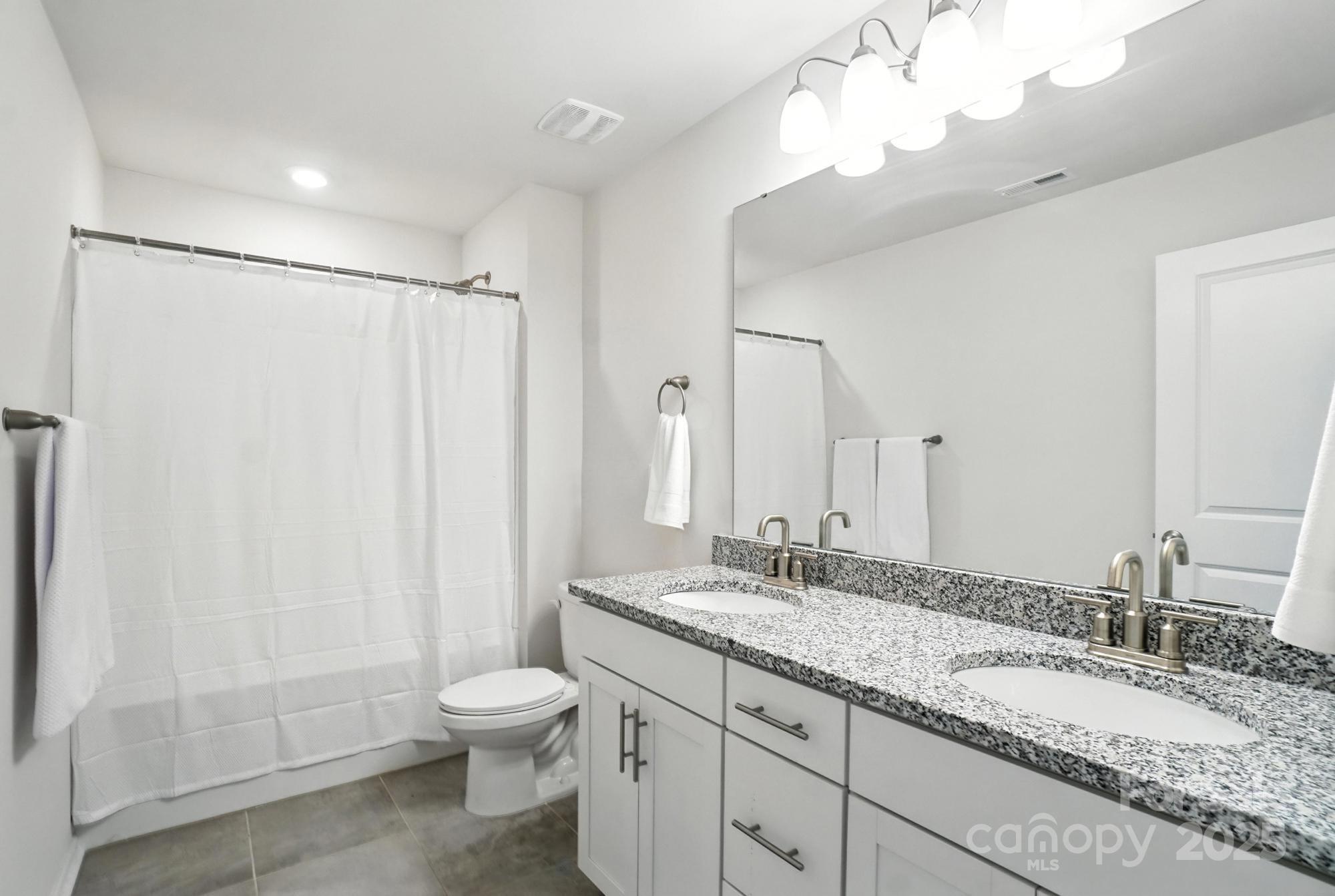 2421 Napa Terrace