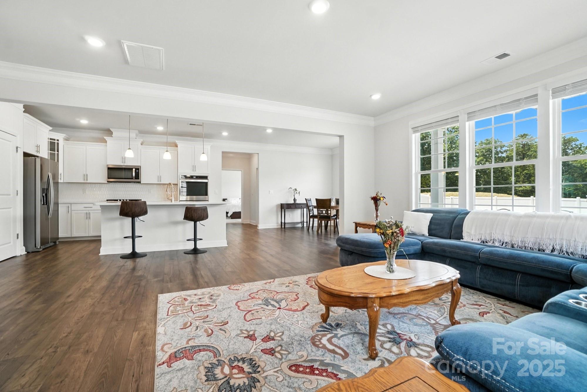 2421 Napa Terrace