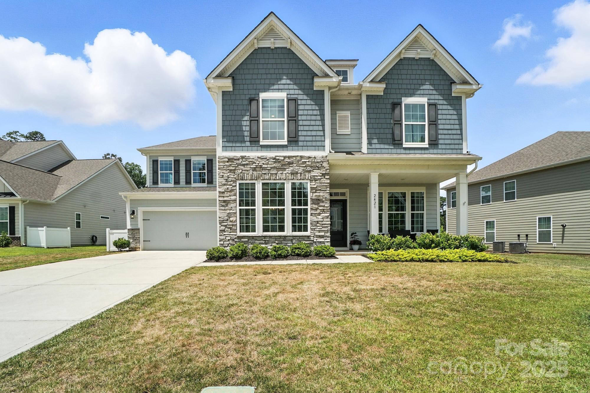 2421 Napa Terrace