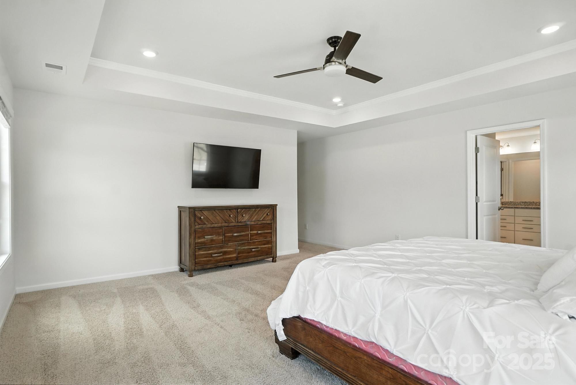 2421 Napa Terrace