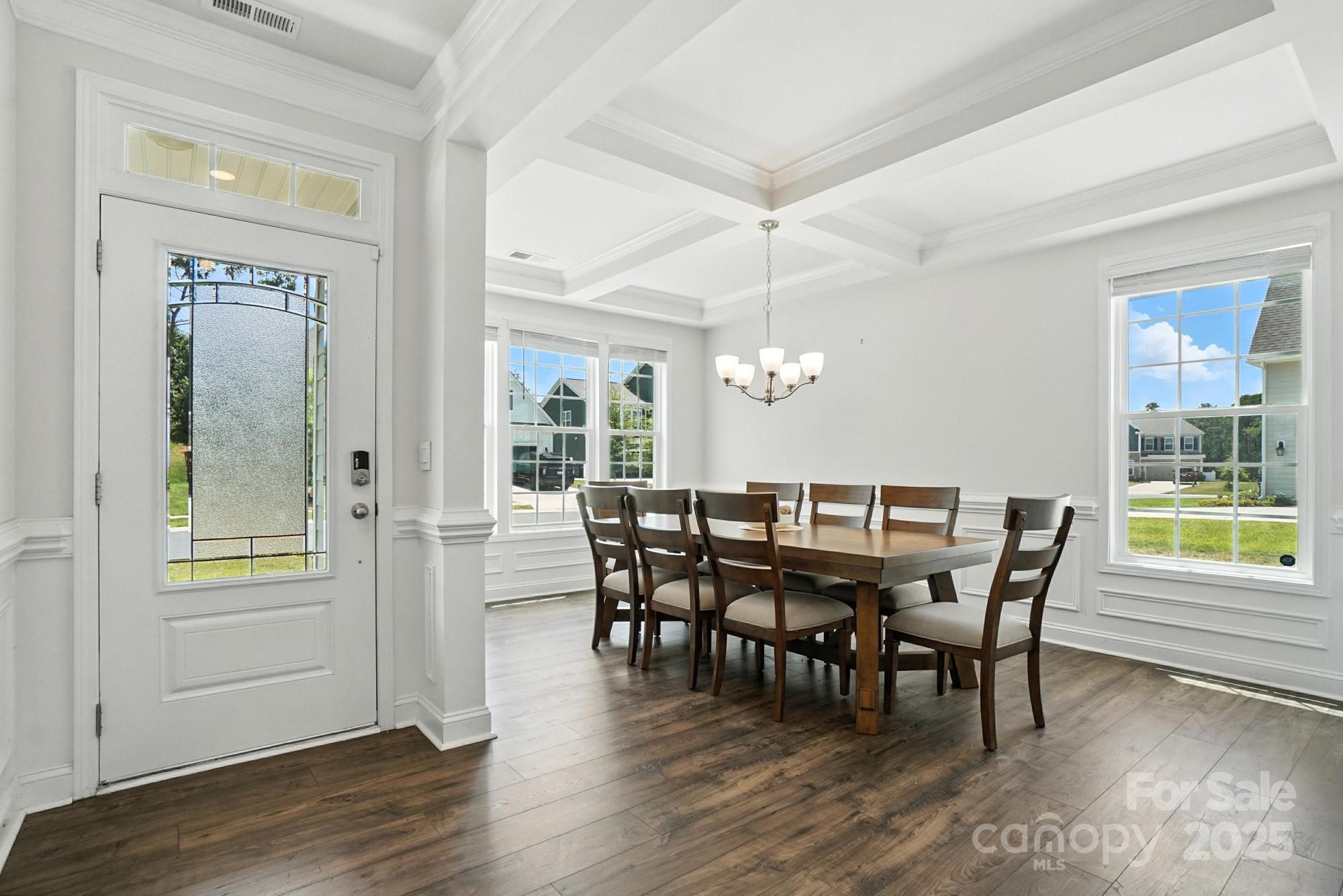 2421 Napa Terrace