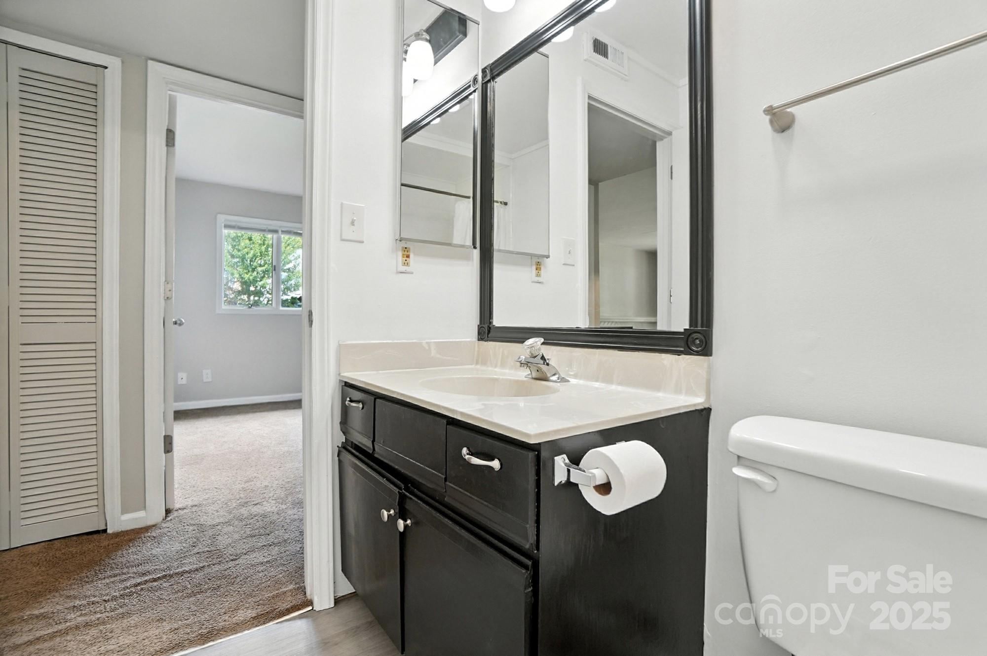 1823 J Julian Lane Unit: D