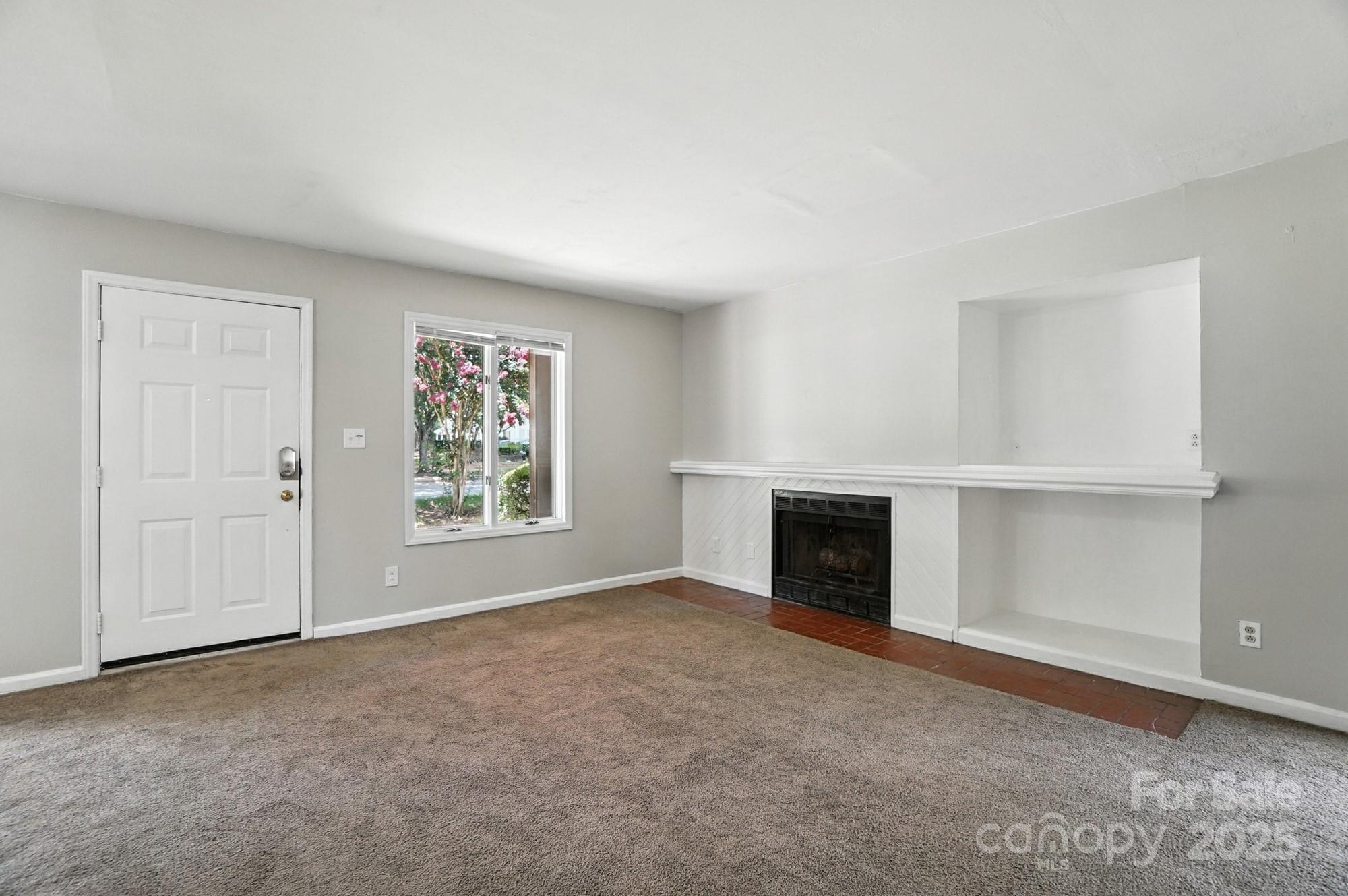 1823 J Julian Lane Unit: D