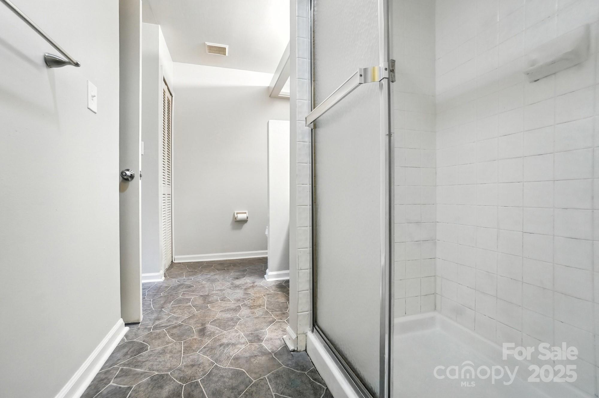 1823 J Julian Lane Unit: D