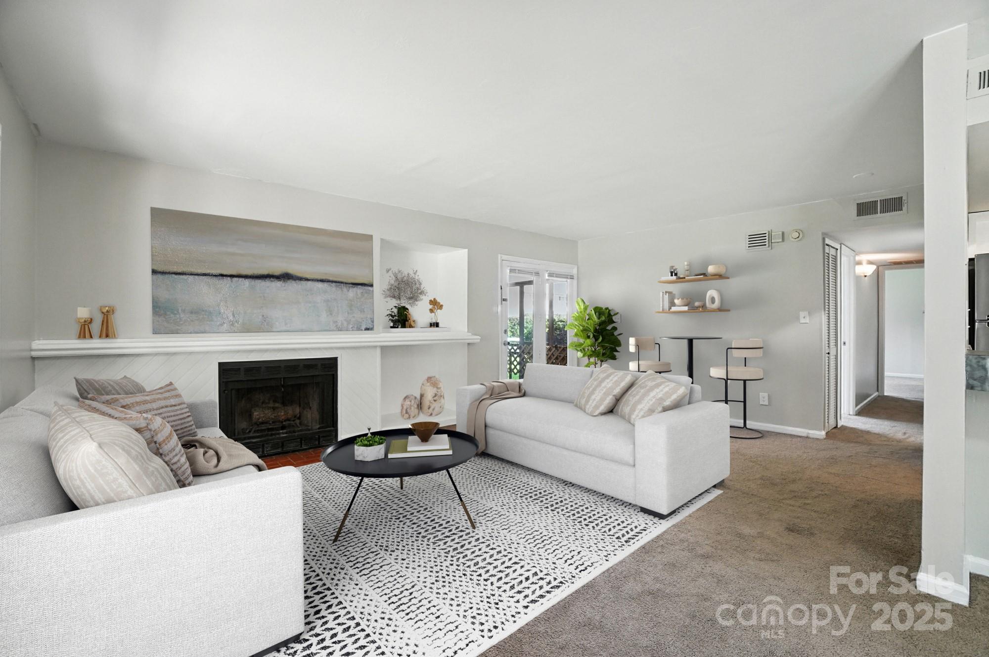 1823 J Julian Lane Unit: D