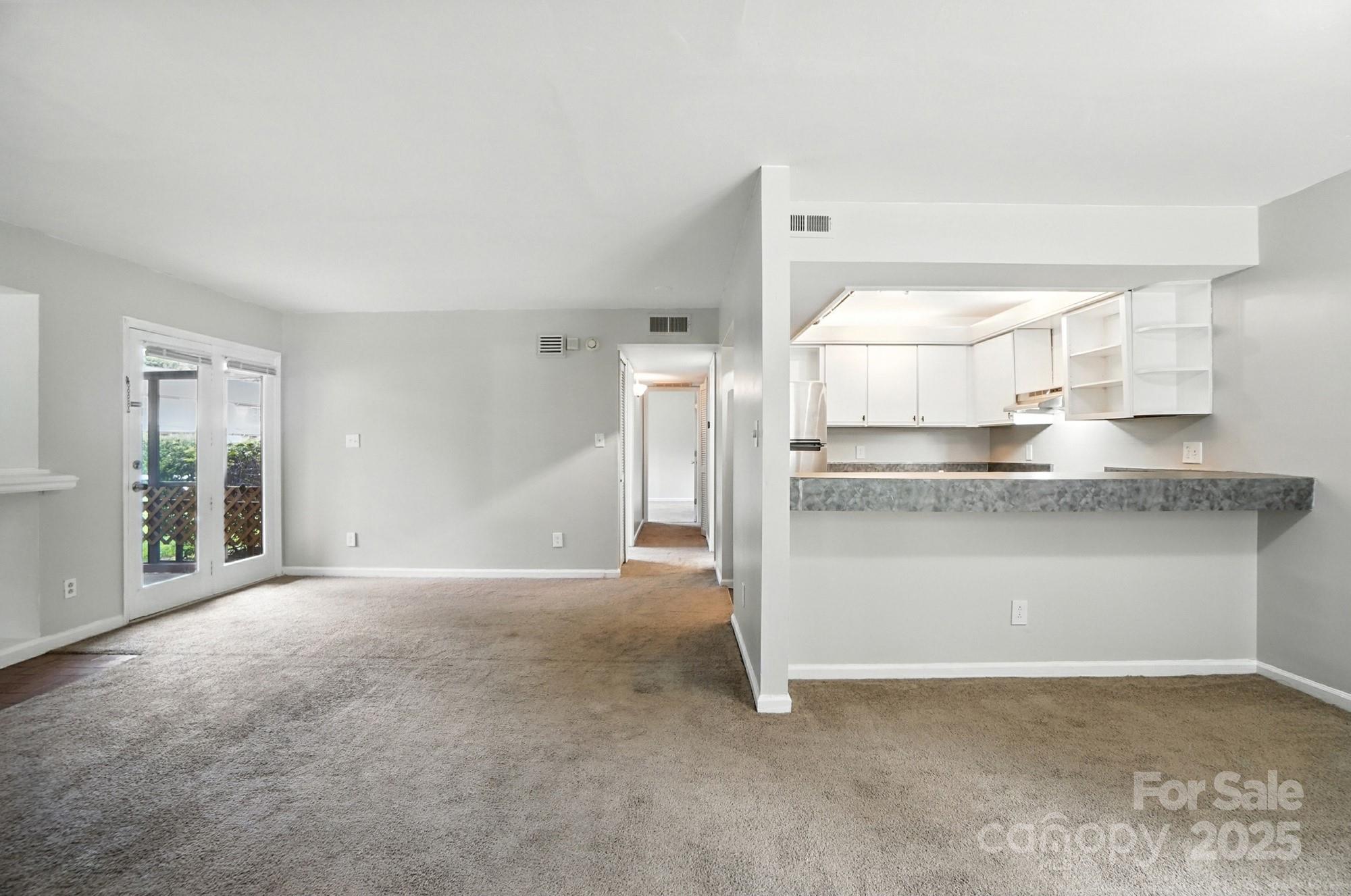 1823 J Julian Lane Unit: D