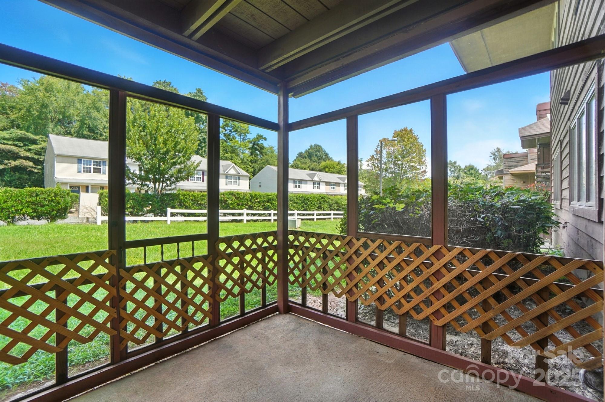 1823 J Julian Lane Unit: D