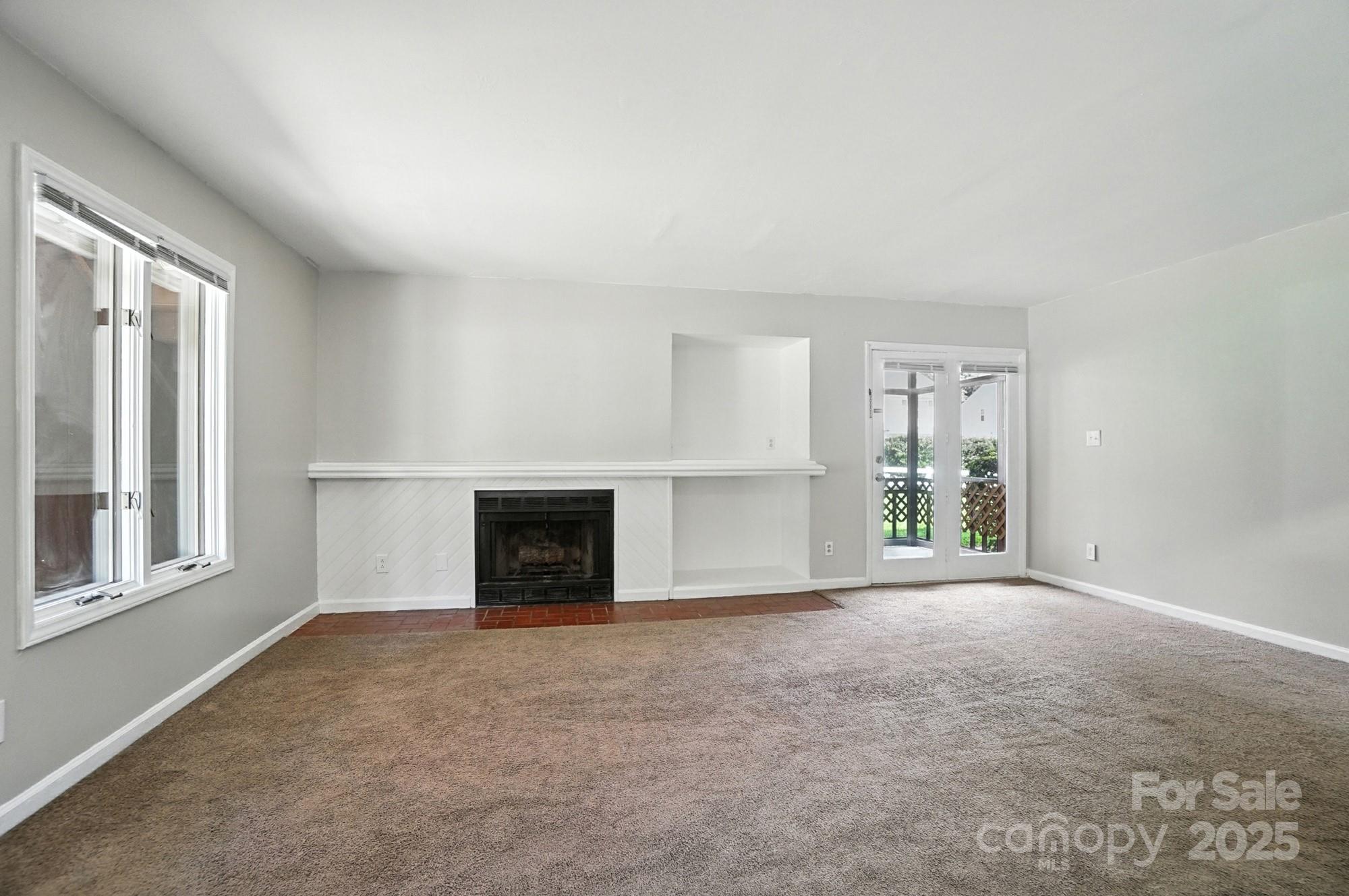 1823 J Julian Lane Unit: D