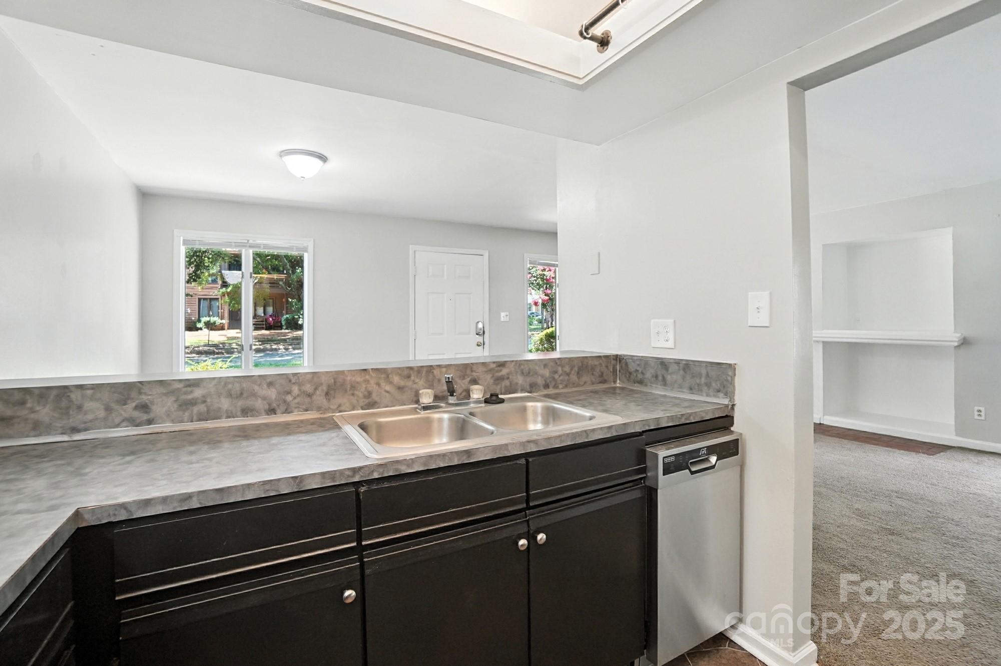 1823 J Julian Lane Unit: D