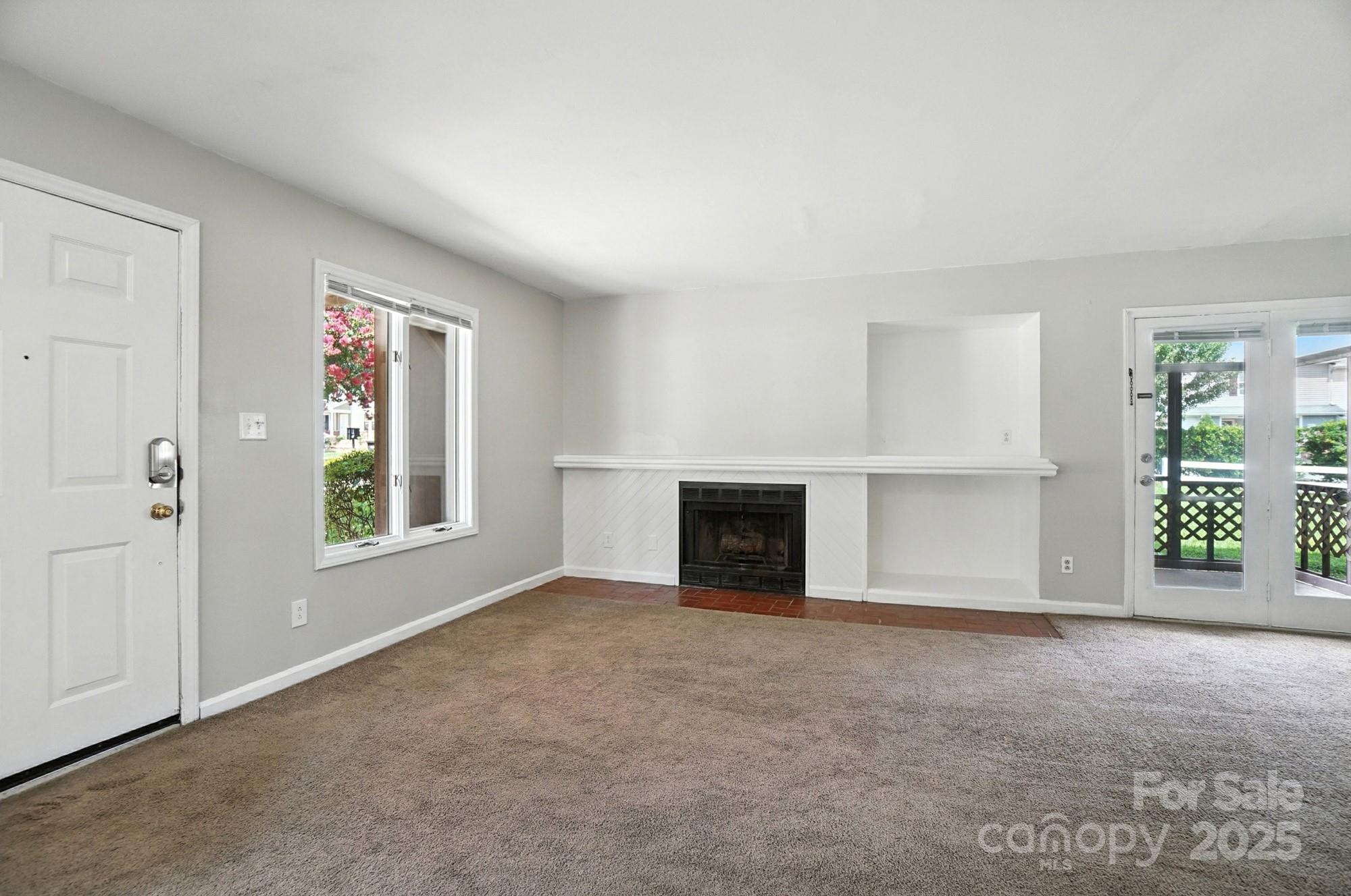 1823 J Julian Lane Unit: D