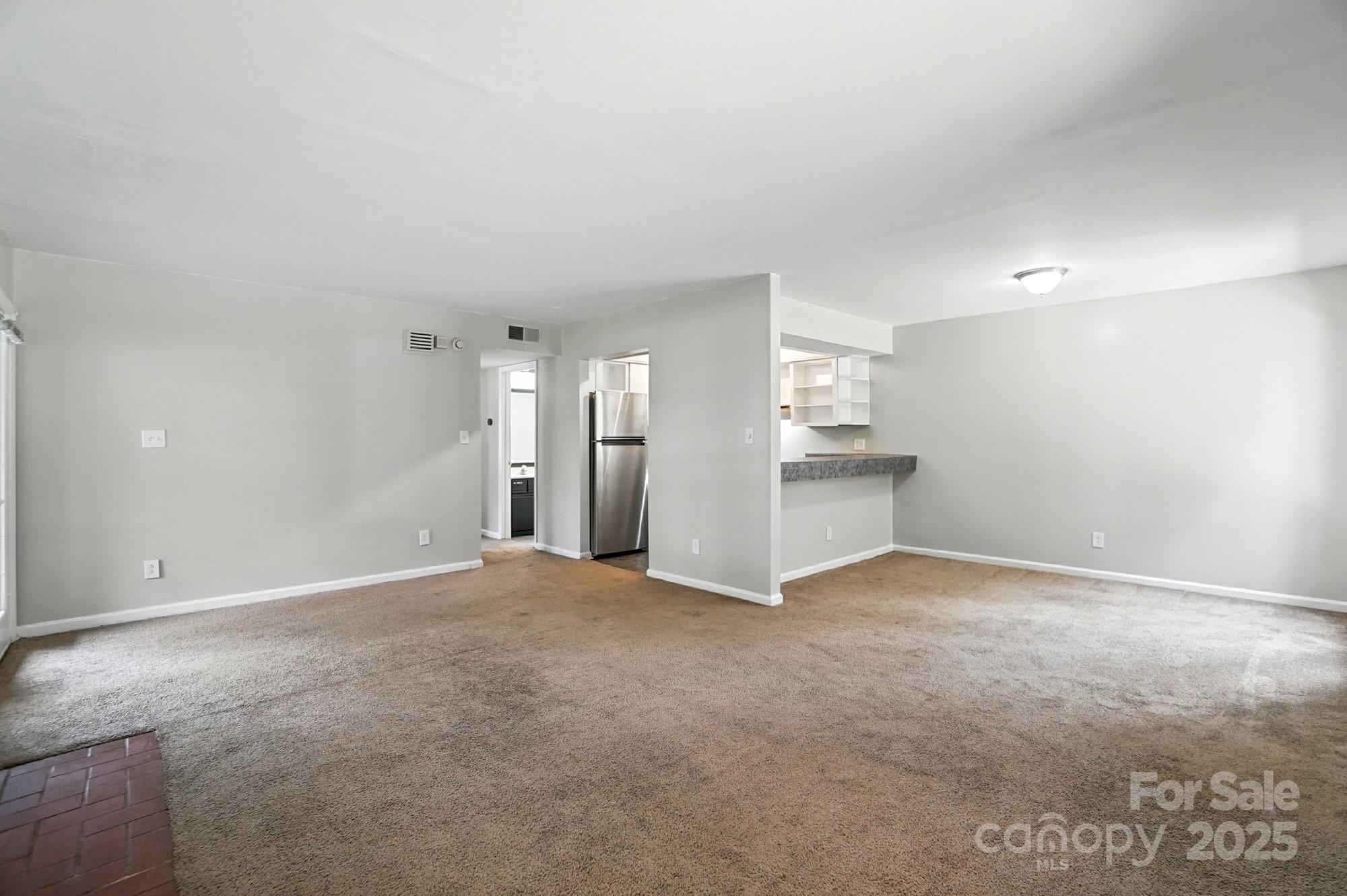 1823 J Julian Lane Unit: D