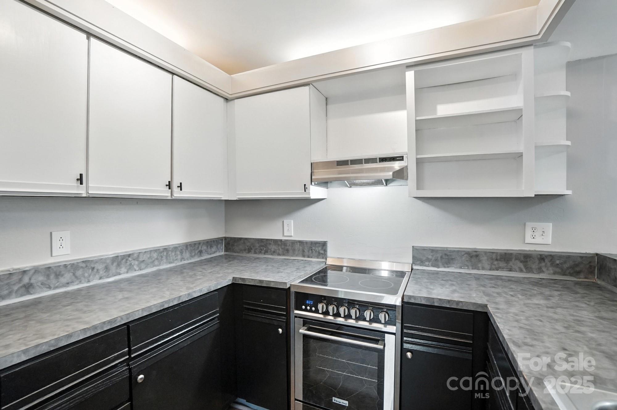 1823 J Julian Lane Unit: D