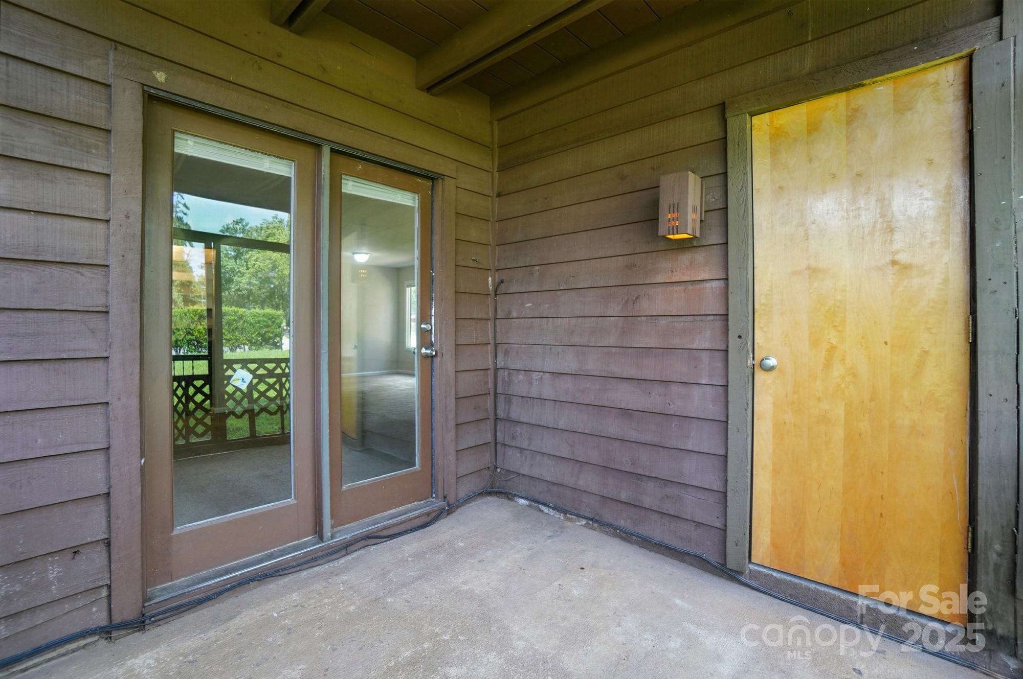 1823 J Julian Lane Unit: D