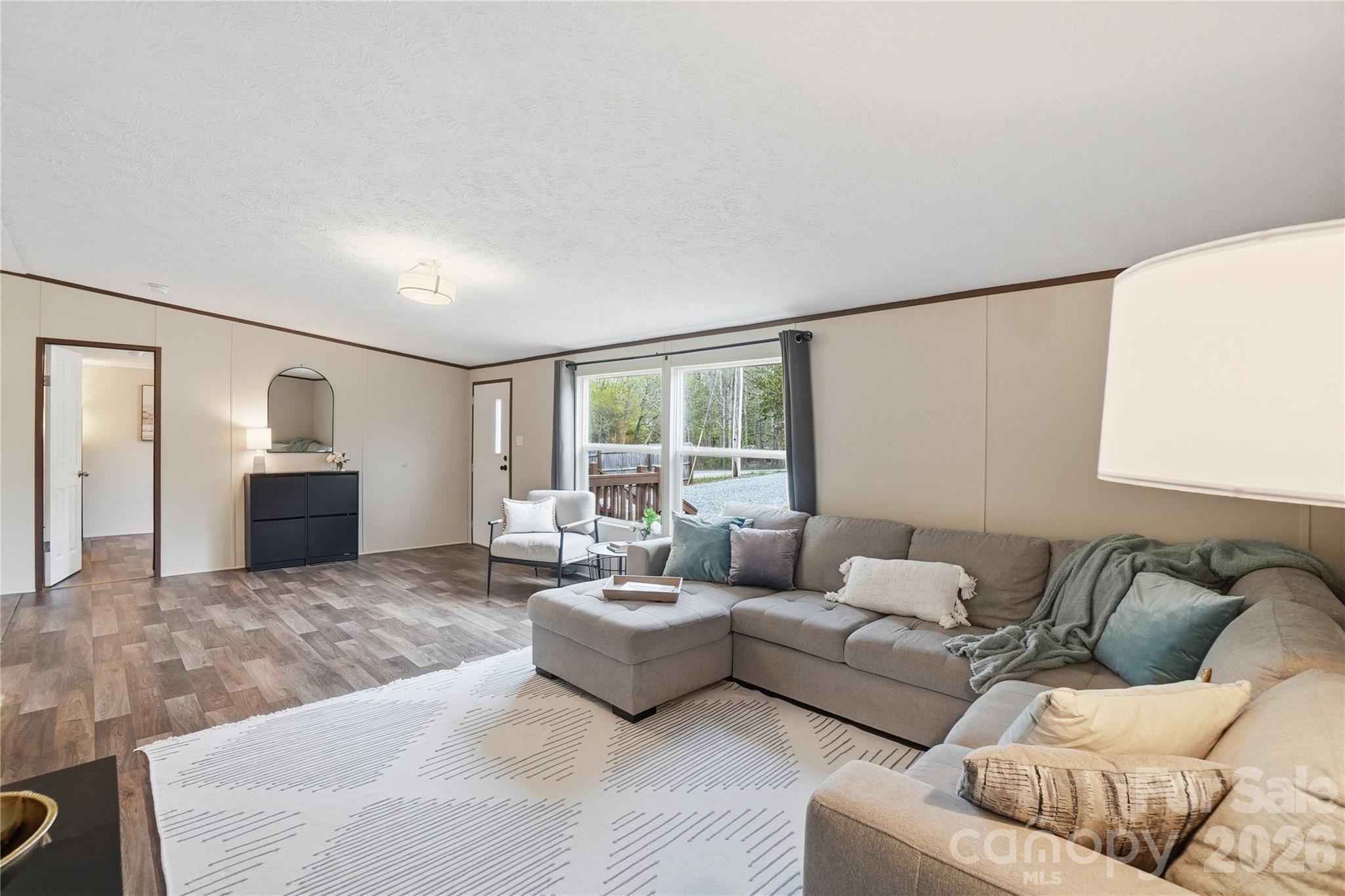 6094 Burnhurst Lane